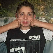Jeremy participe au concours pour gagner de l'argent avec cette photo :