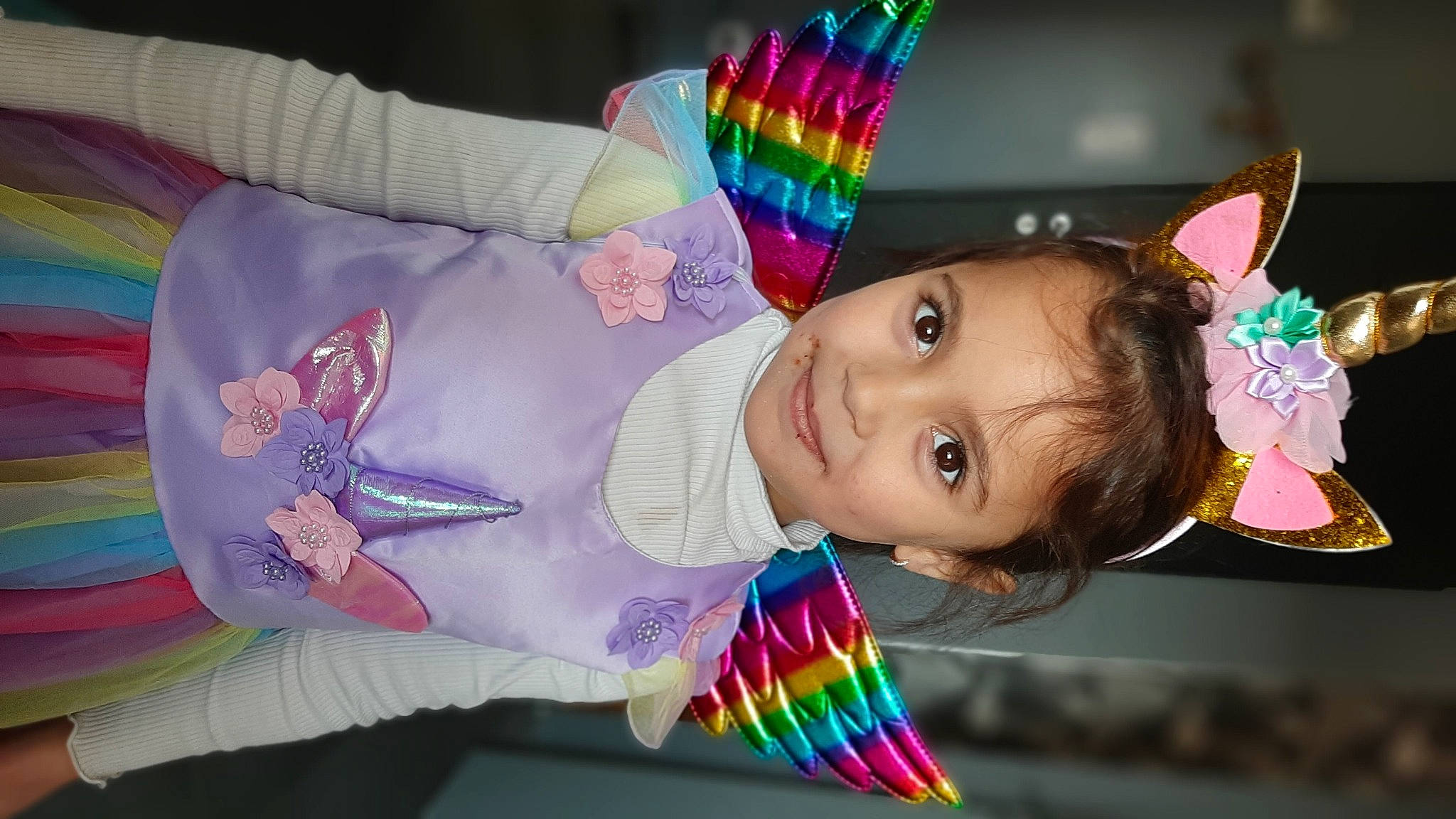 Neïla a rejoint le concours — aidez-le/la à gagner de superbes lots ! baby, baby_products, baby_toddler_clothing, baby_toys, child, event, fashion_accessory, fun, happy, joy, linens, magenta, party, party_supply, pattern, person, pink, play, room, smile