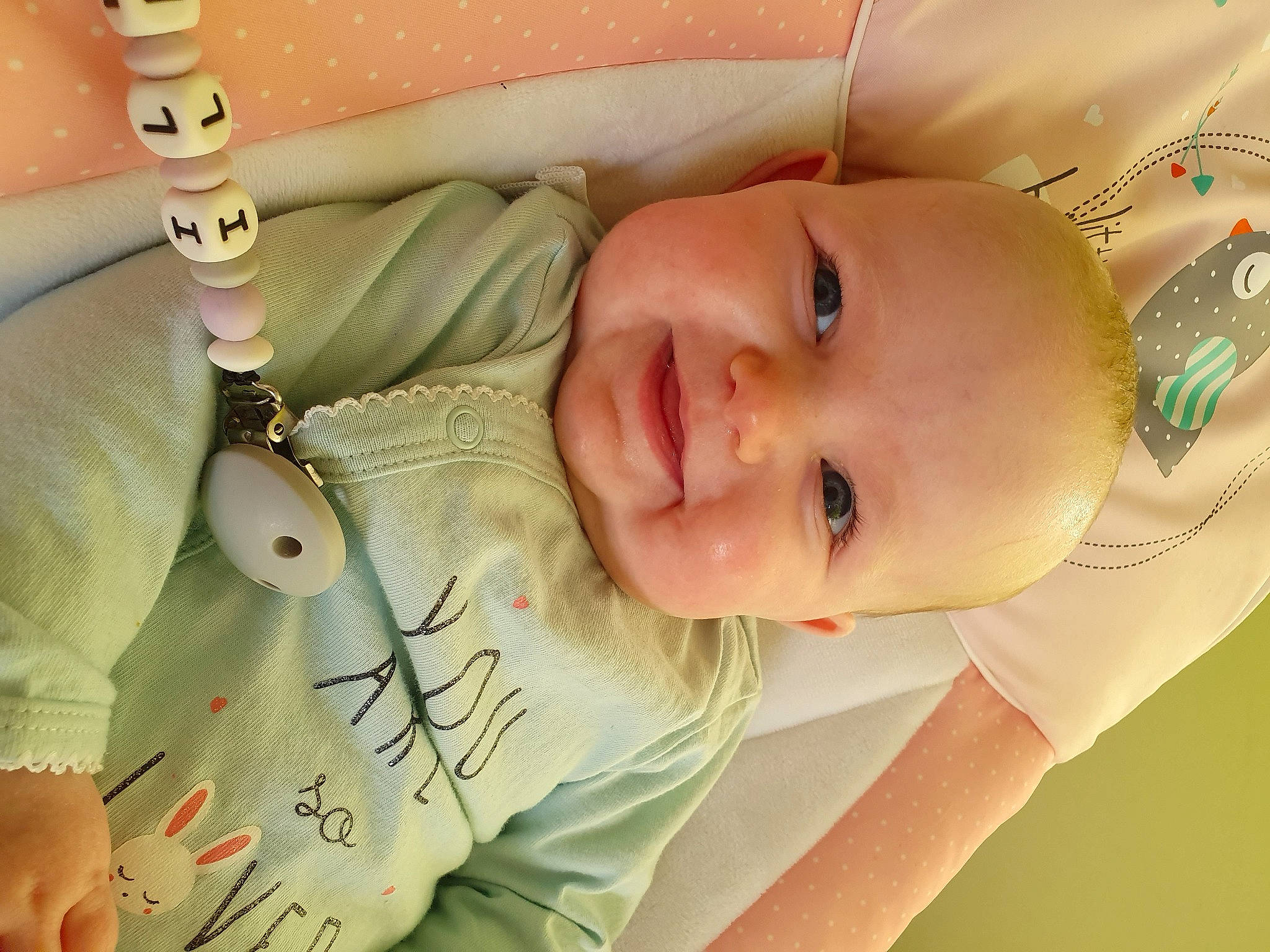 Illyana a rejoint le concours — aidez-le/la à gagner de superbes lots ! baby, cheek, child, ear, eye, head, joy, lip, nose, person, skin, toddler