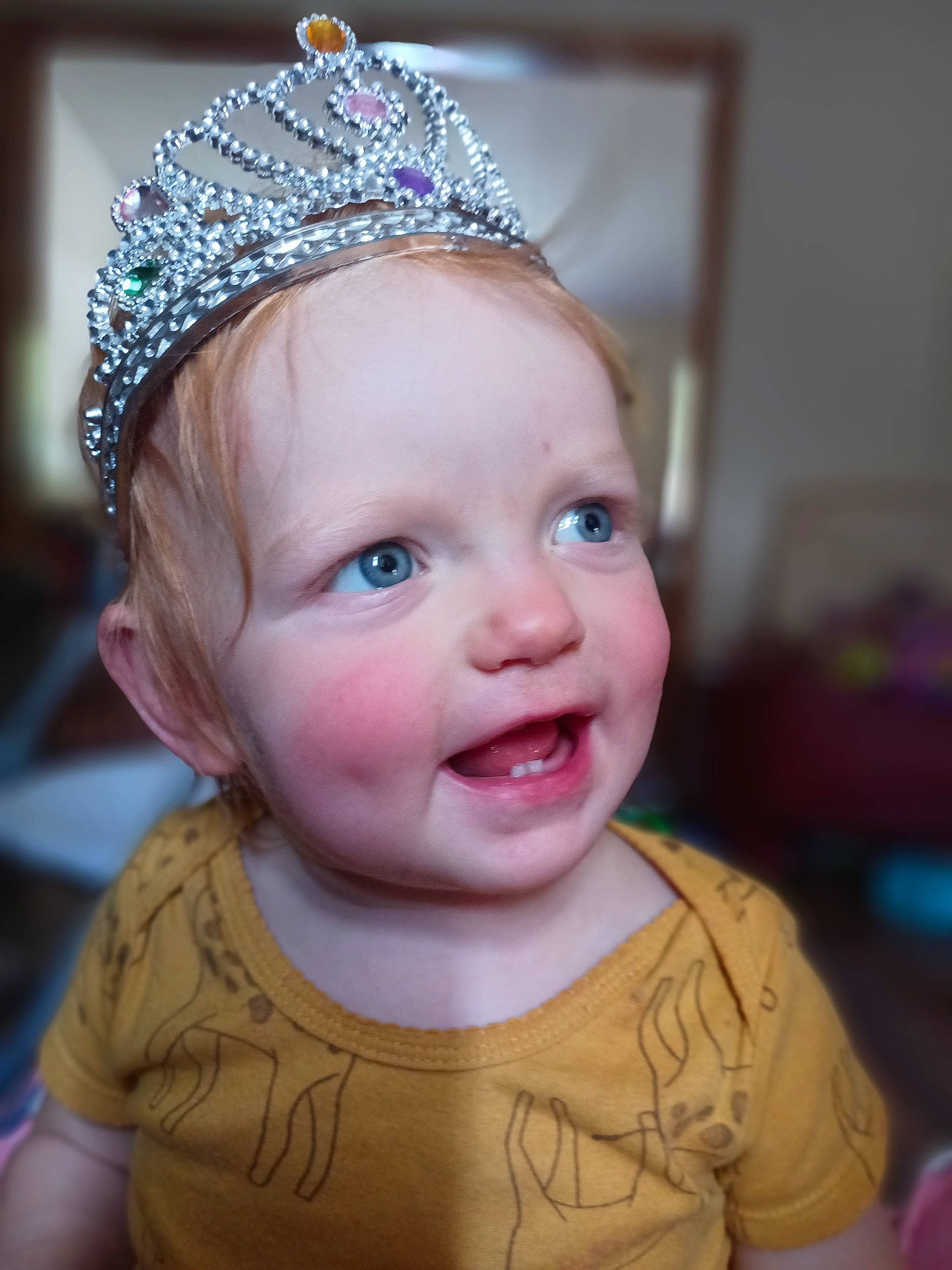 Faye is registered to the contest to win money with this photo: cheek, child, chin, eye, eyebrow, eyelash, forehead, hairstyle, happy, hat, head, headband, headgear, iris, lip, party_hat, person, pink, skin, smile