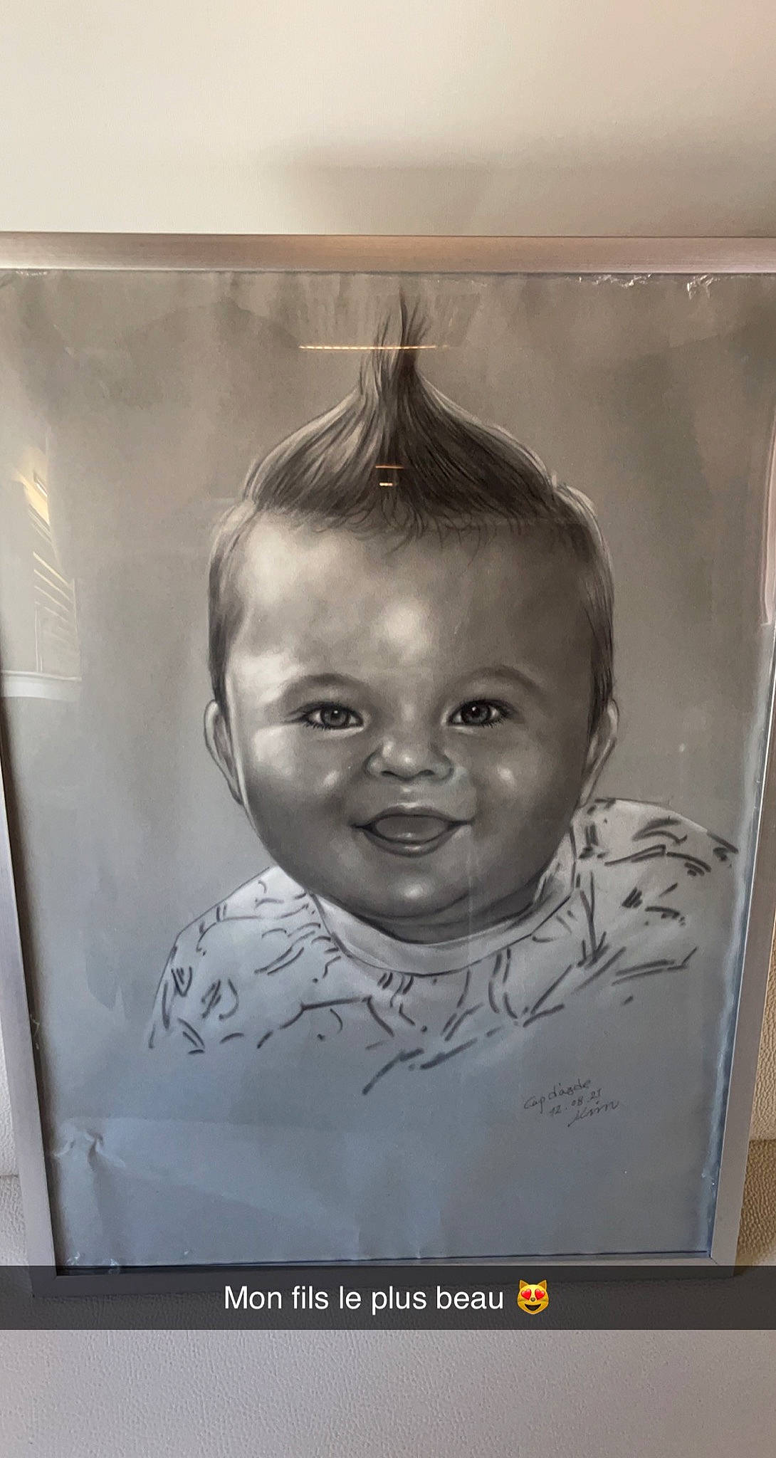 Connor participe au concours pour gagner de l'argent avec cette photo : art, baby, cheek, child, eye, eyebrow, eyelash, facial_expression, forehead, glass, hairstyle, happy, head, iris, jaw, nose, person, poster, smile, t_shirt