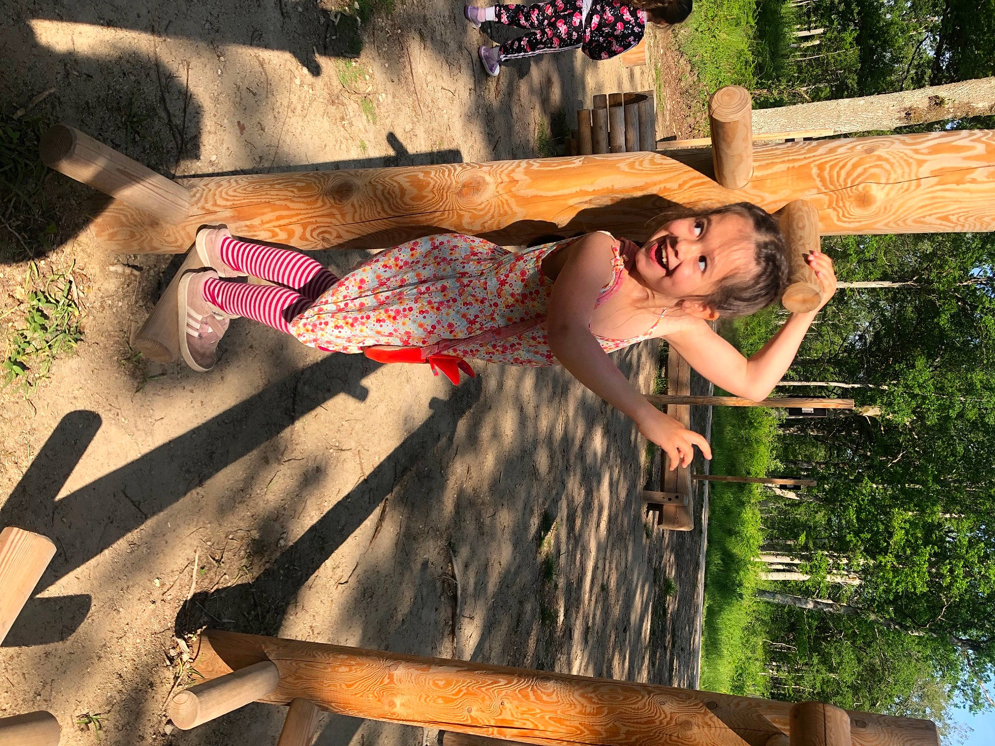 Cassandra a rejoint le concours — aidez-le/la à gagner de superbes lots ! art, black_hair, cg_artwork, dress, fawn, flash_photography, fun, grass, happy, illustration, joy, landscape, leisure, people_in_nature, person, plant, sitting, spring, tints_and_shades, tree