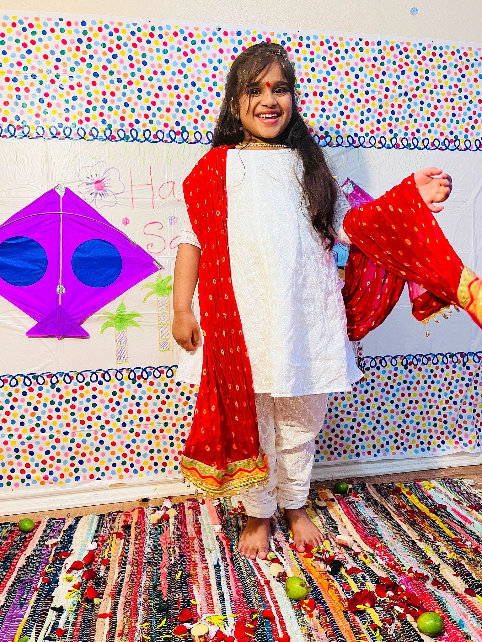 Zara joined the competition — help win amazing prizes! bag, costume, electric_blue, event, fashion_design, flooring, formal_wear, fun, happy, joy, leisure, luggage_and_bags, magenta, pattern, person, purple, sleeve, smile, textile, thigh