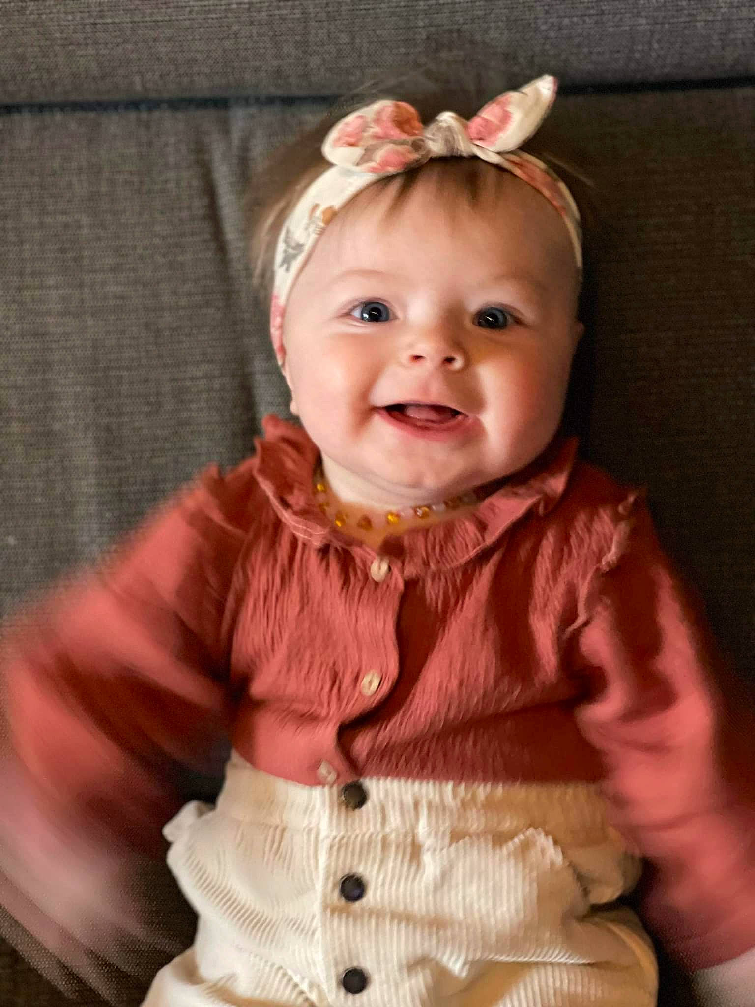 Elya a rejoint le concours — aidez-le/la à gagner de superbes lots ! baby, baby_toddler_clothing, cheek, child, dress, eye, face, happy, head, iris, jacket, lip, outerwear, person, pink, skin, sleeve, smile, textile, toddler