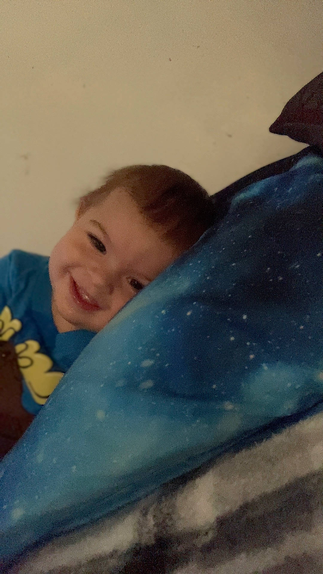 Aryiah is registered to the contest to win money with this photo: auto_part, automotive_exterior, automotive_window_part, child, comfort, electric_blue, eye, fun, happy, head, joy, leisure, linens, person, recreation, sitting, smile, t_shirt, tints_and_shades, toddler