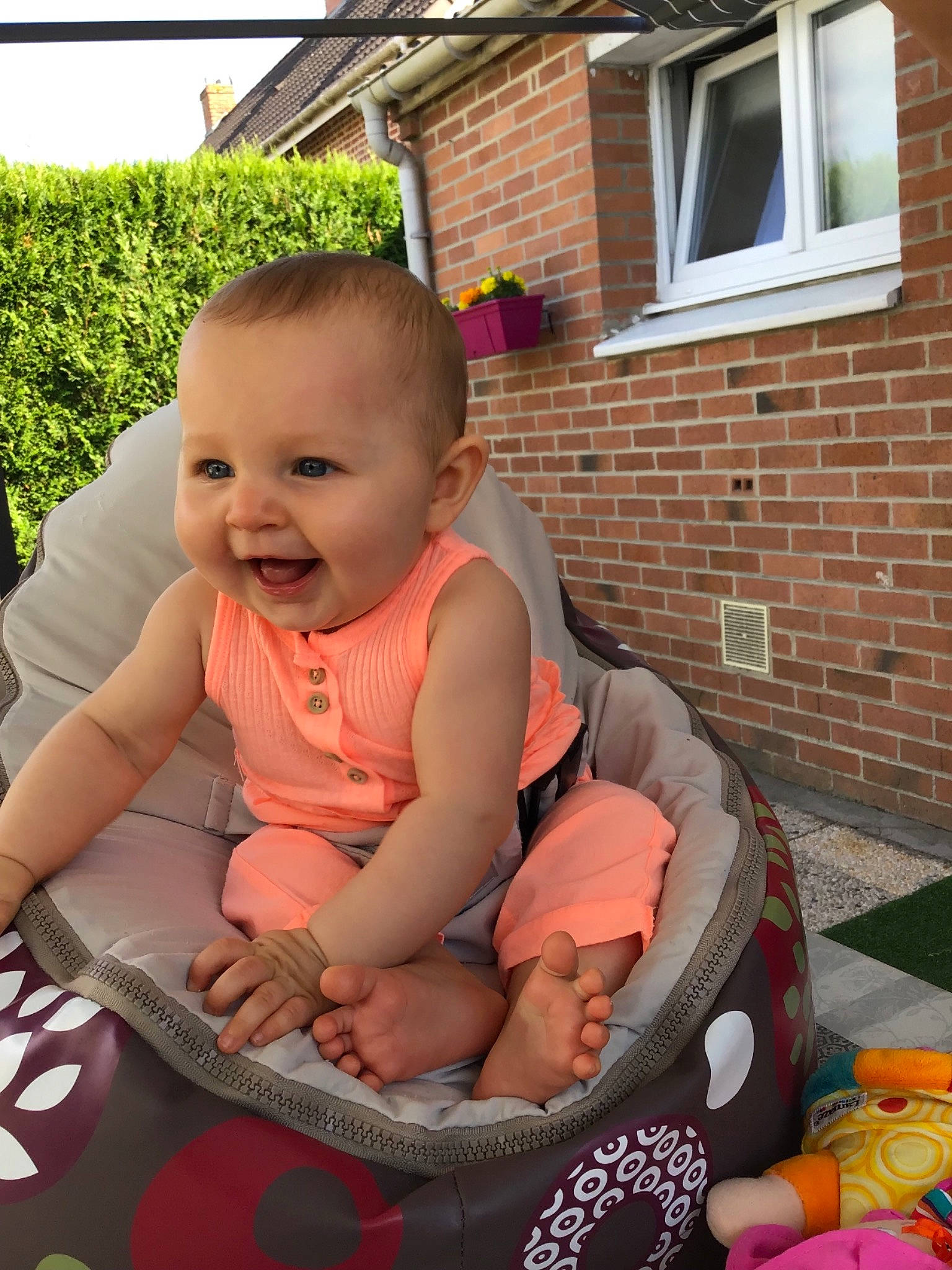 Jade a rejoint le concours — aidez-le/la à gagner de superbes lots !