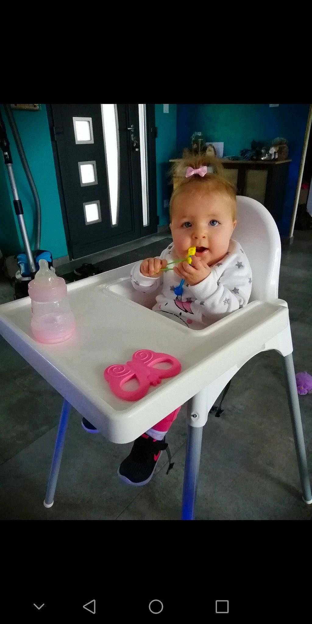 Kelsy participe au concours pour gagner de l'argent avec cette photo : baby, baby_toddler_clothing, chair, child, comfort, flooring, fun, furniture, hair, happy, leisure, magenta, person, pink, play, product, room, sitting, table, toddler