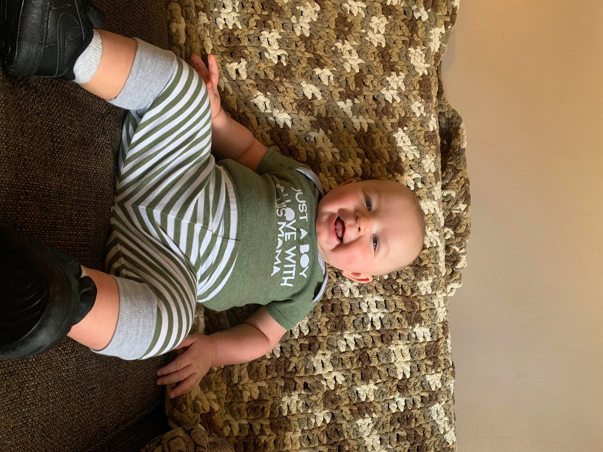 Derek is registered to the contest to win money with this photo: arm, elbow, finger, flash_photography, gesture, glasses, grass, happy, hat, headgear, human_body, joint, leg, people_in_nature, person, shoulder, sleeve, t_shirt, trunk, waist