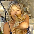 Isabelle V.