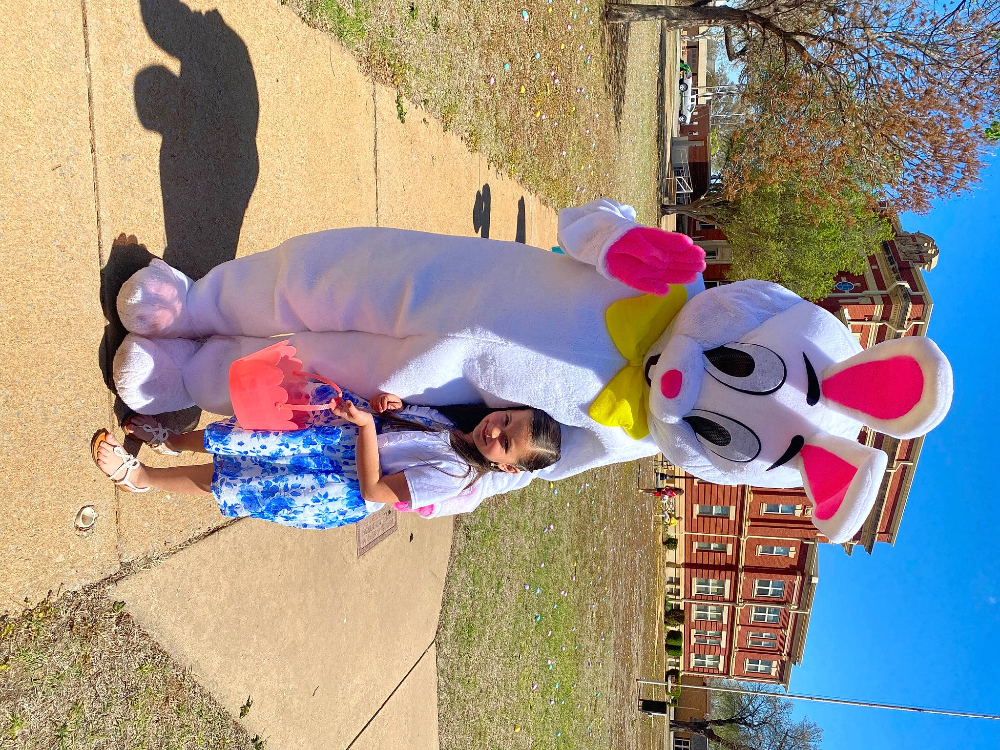 Lakenzie joined the competition — help win amazing prizes! art, fun, happy, joy, leisure, person, plant, recreation, sculpture, statue, tree