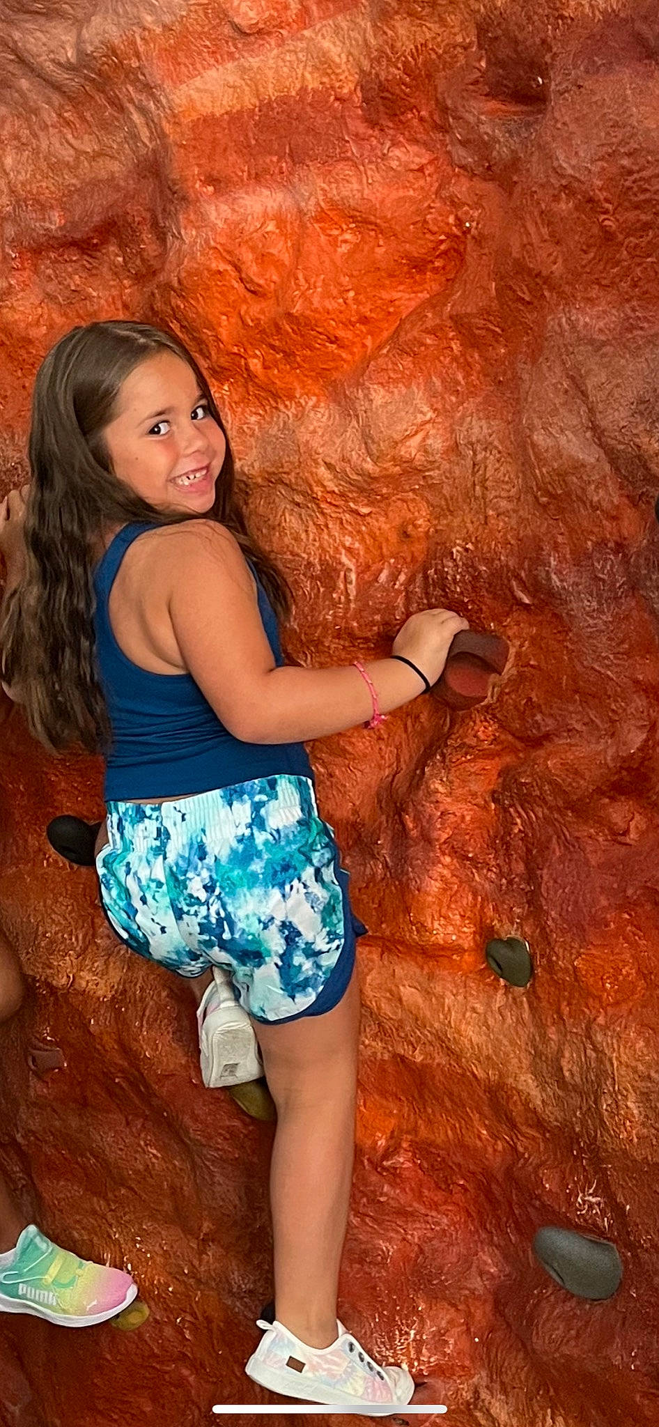 Myah is registered to the contest to win money with this photo: black_hair, electric_blue, eye, flash_photography, fun, hand, happy, human_leg, joy, leg, leisure, long_hair, muscle, people_in_nature, person, shorts, skin, smile, t_shirt, thigh