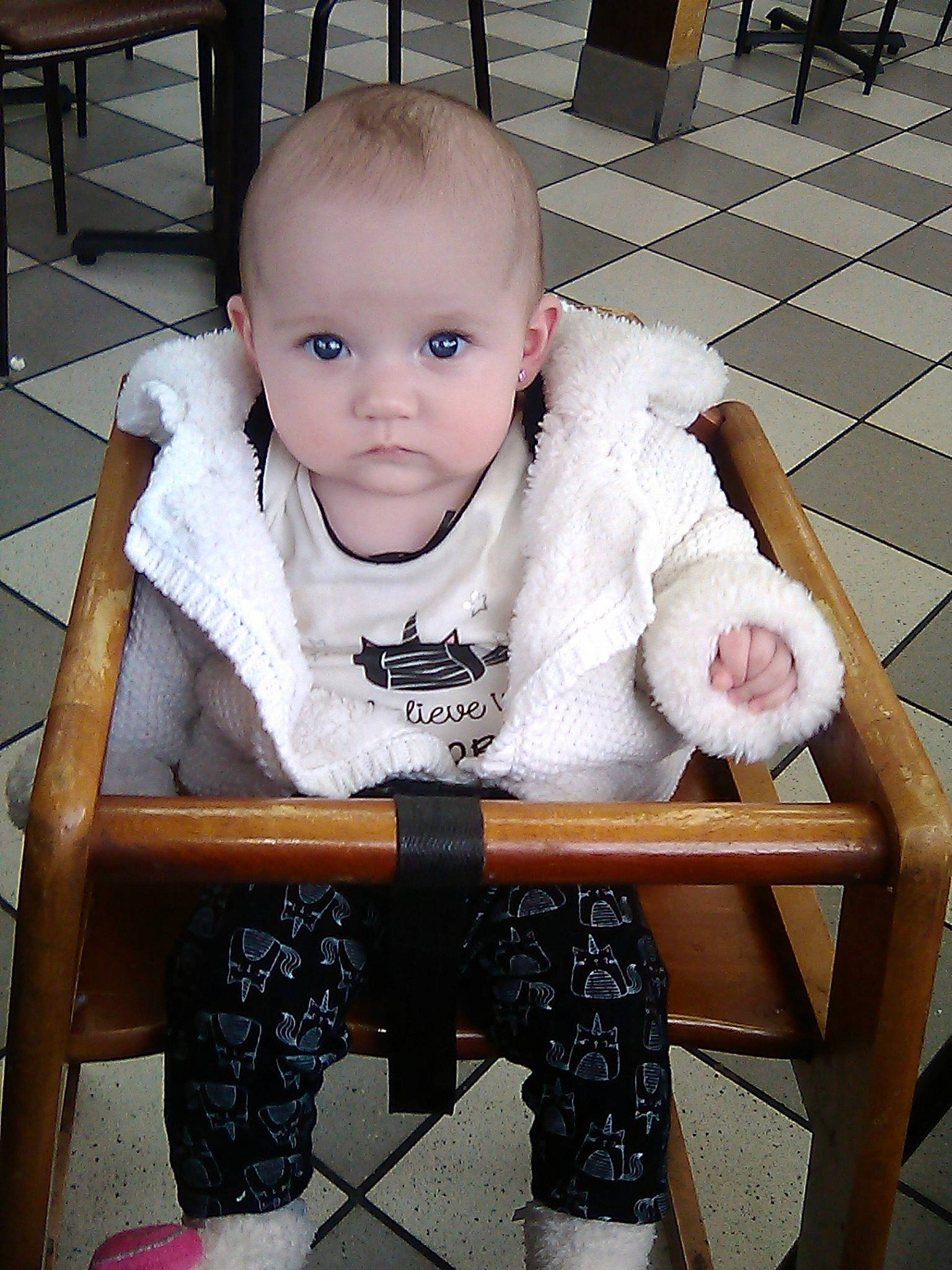 Carrie is registered to the contest to win money with this photo: baby, baby_toddler_clothing, chair, child, furniture, person, sitting, toddler