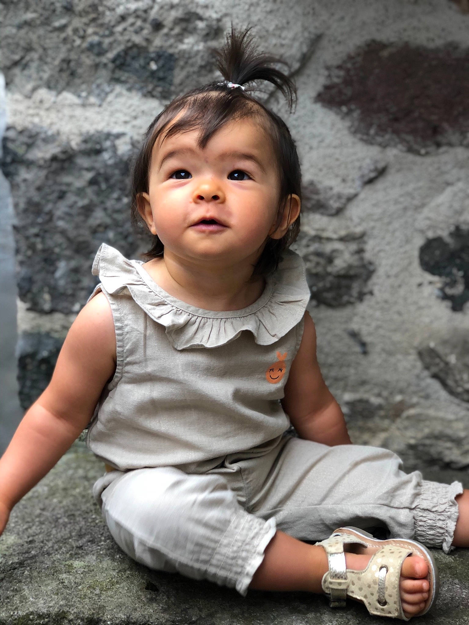 Aleyna participe au concours pour gagner de l'argent avec cette photo : baby, beauty, cheek, child, child_model, person, photography, play, sitting, smile, toddler