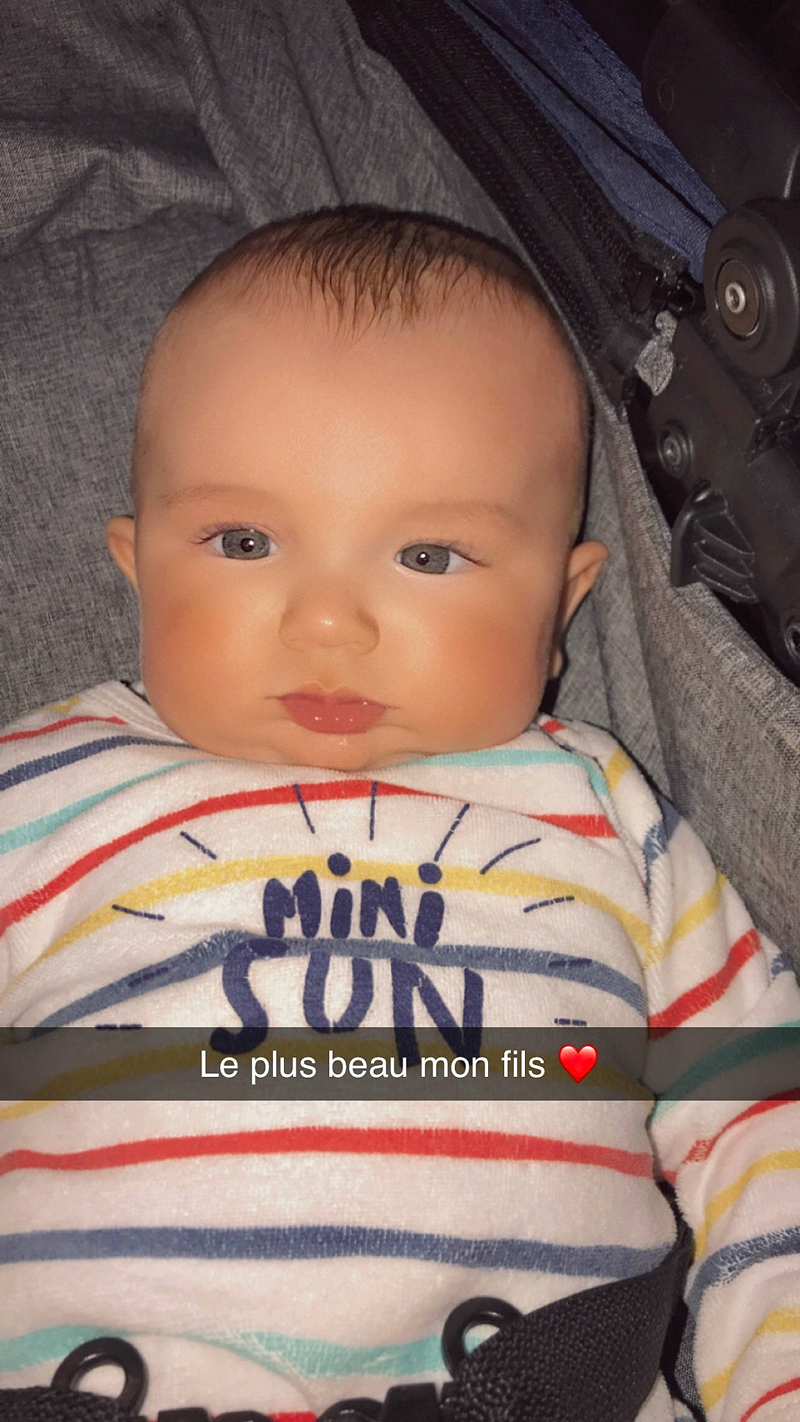 Sohan participe au concours pour gagner de l'argent avec cette photo : baby, cheek, chin, cool, eye, eyebrow, eyelash, facial_expression, forehead, hair, happy, iris, lip, mouth, nose, person, product, skin, sleeve, toddler
