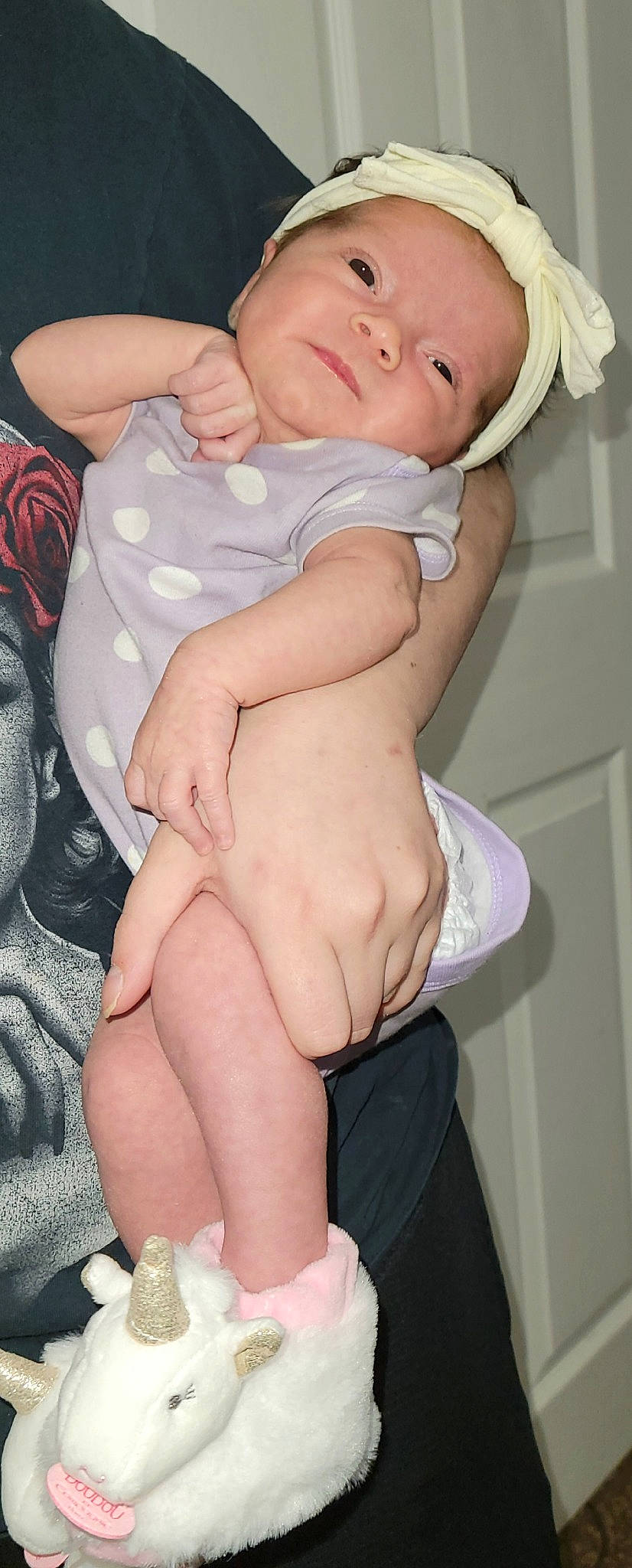 Adeline joined the competition — help win amazing prizes! arm, cheek, chest, comfort, finger, gesture, hand, human_body, joint, knee, mouth, muscle, neck, person, pink, shoulder, skin, stomach, thigh, thumb