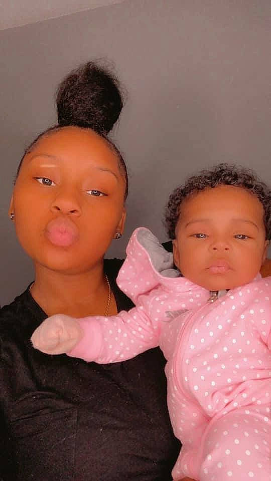 Dream Dior is registered to the contest to win money with this photo: baby, black_hair, cheek, child, face, finger, fun, gesture, head, iris, lip, person, pink, sibling, skin, toddler