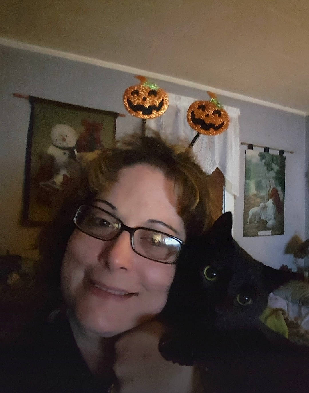 George joined the competition — help win amazing prizes! beard, carnivore, cat, eyelash, eyewear, felidae, glasses, hairstyle, happy, iris, long_hair, mammal, mouth, picture_frame, selfie, small_to_medium_sized_cats, smile, vision_care, whiskers, wood