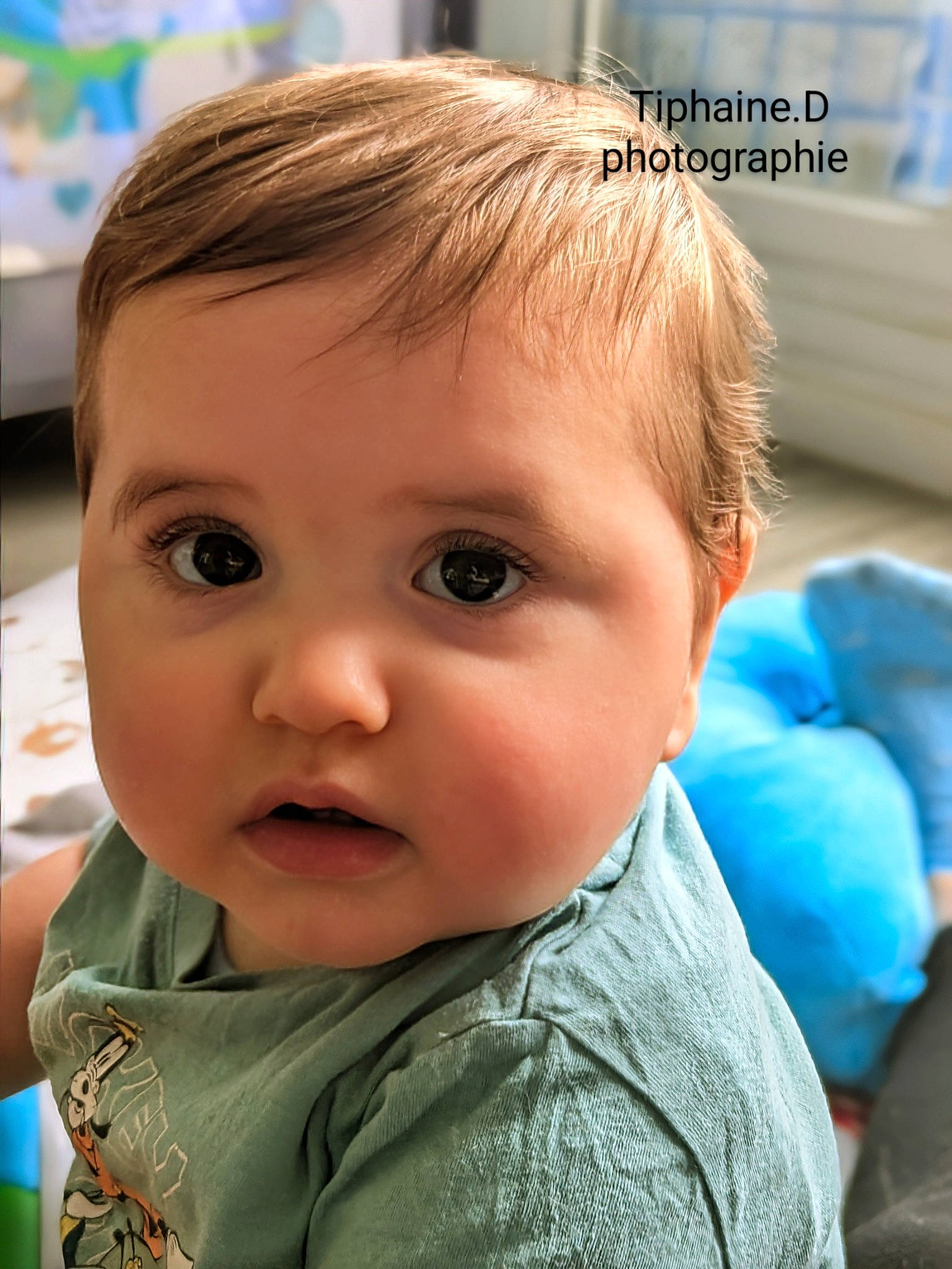 Tienzo a rejoint le concours — aidez-le/la à gagner de superbes lots ! baby, baby_toddler_clothing, cheek, child, chin, ear, eye, eyebrow, eyelash, forehead, fun, happy, iris, lip, mouth, nose, person, skin, sleeve, smile