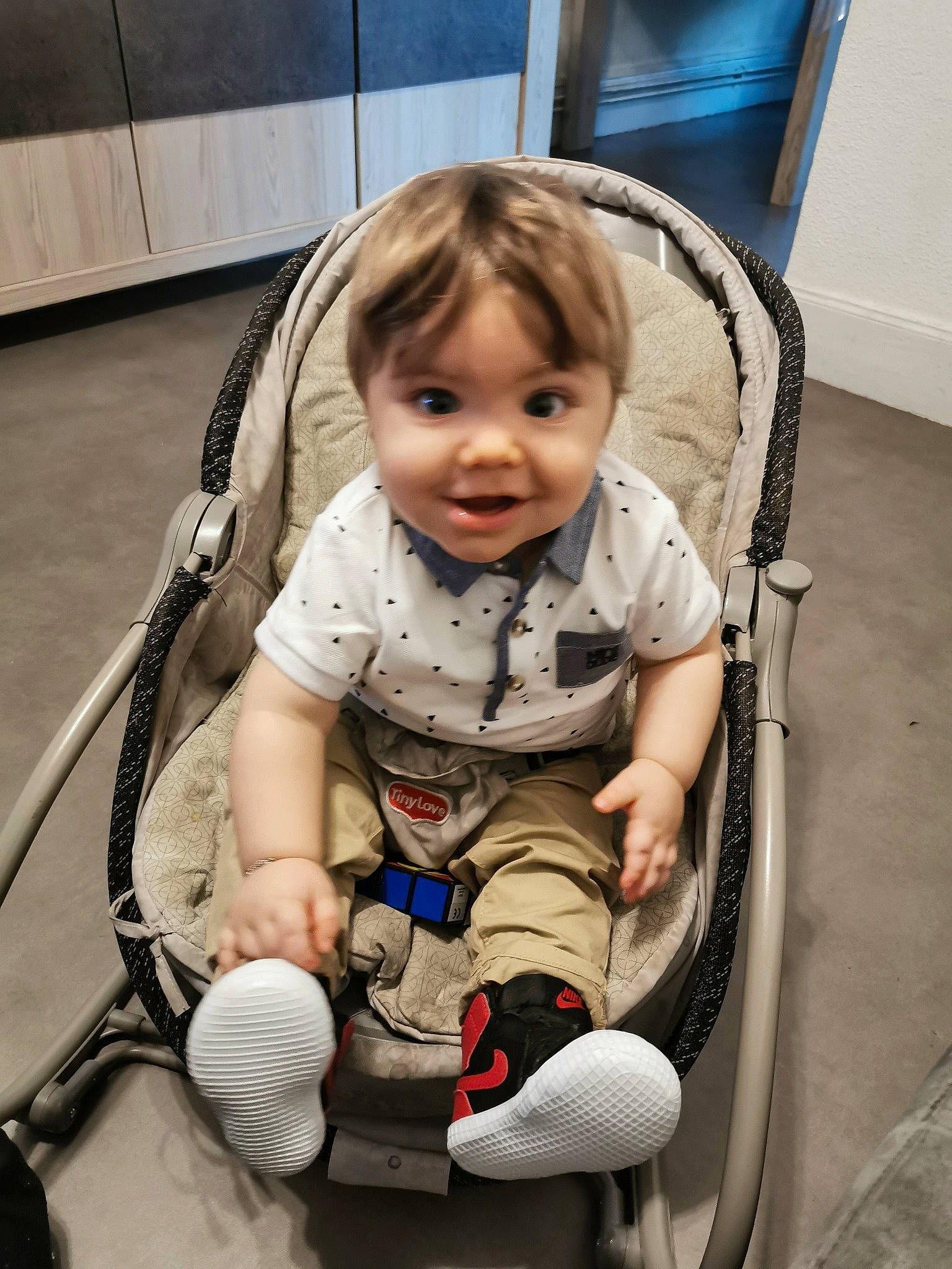 Timeo a rejoint le concours — aidez-le/la à gagner de superbes lots ! baby, baby_carriage, baby_in_car_seat, baby_products, child, person, product, toddler