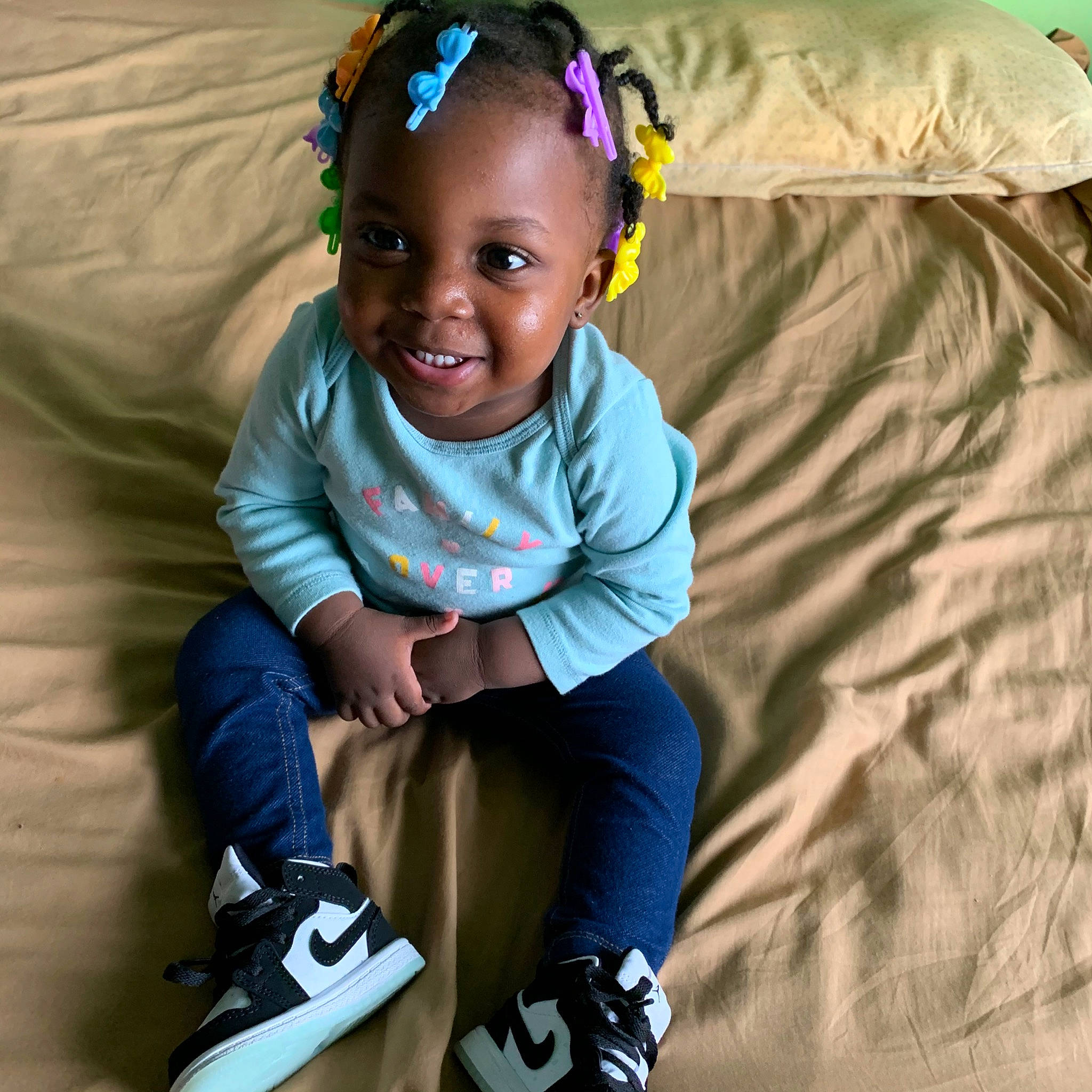 Aziya is registered to the contest to win money with this photo: baby, beauty, cheek, child, cool, face, footwear, fun, hair, hair_accessory, hairstyle, happy, head, headband, joy, lip, person, play, sitting, skin