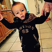 Zolhan participe au concours pour gagner de l'argent avec cette photo :