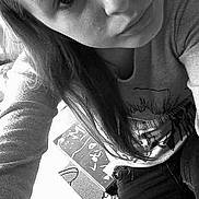 Léna participe au concours pour gagner de l'argent avec cette photo :