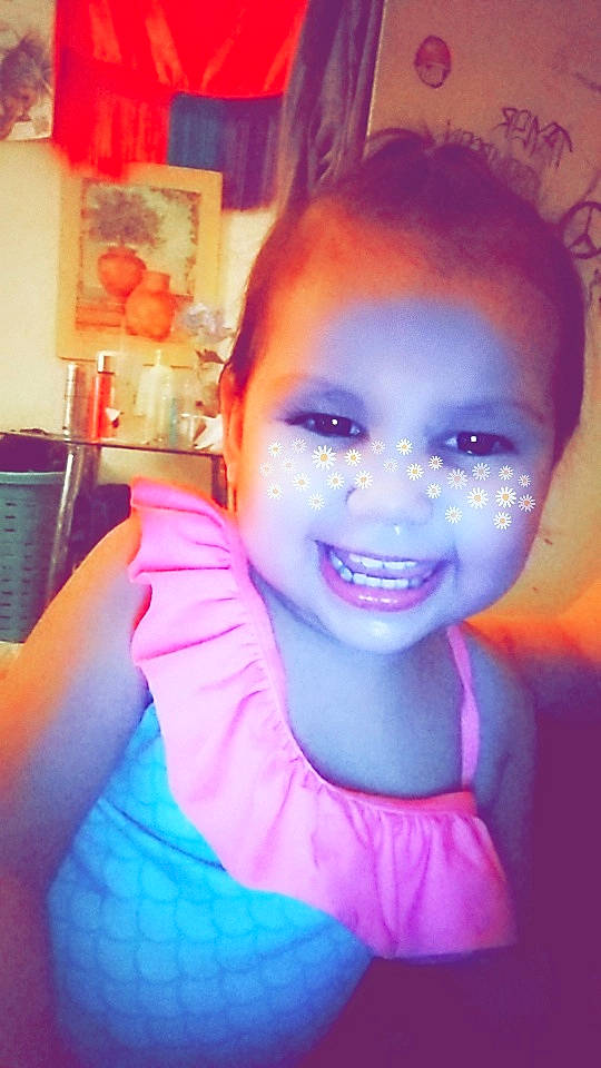 Valeria is registered to the contest to win money with this photo: beauty, cheek, child, cool, eye, eyebrow, face, facial_expression, forehead, fun, hair, head, joy, lip, nose, person, pink, purple, selfie, skin