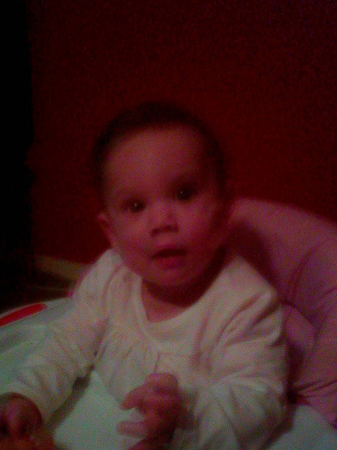 Abbygaelle participe au concours pour gagner de l'argent avec cette photo : baby, baby_toddler_clothing, cheek, chest, child, chin, comfort, ear, eyebrow, fun, gesture, iris, lip, mouth, nose, person, pink, sitting, sleeve, thumb