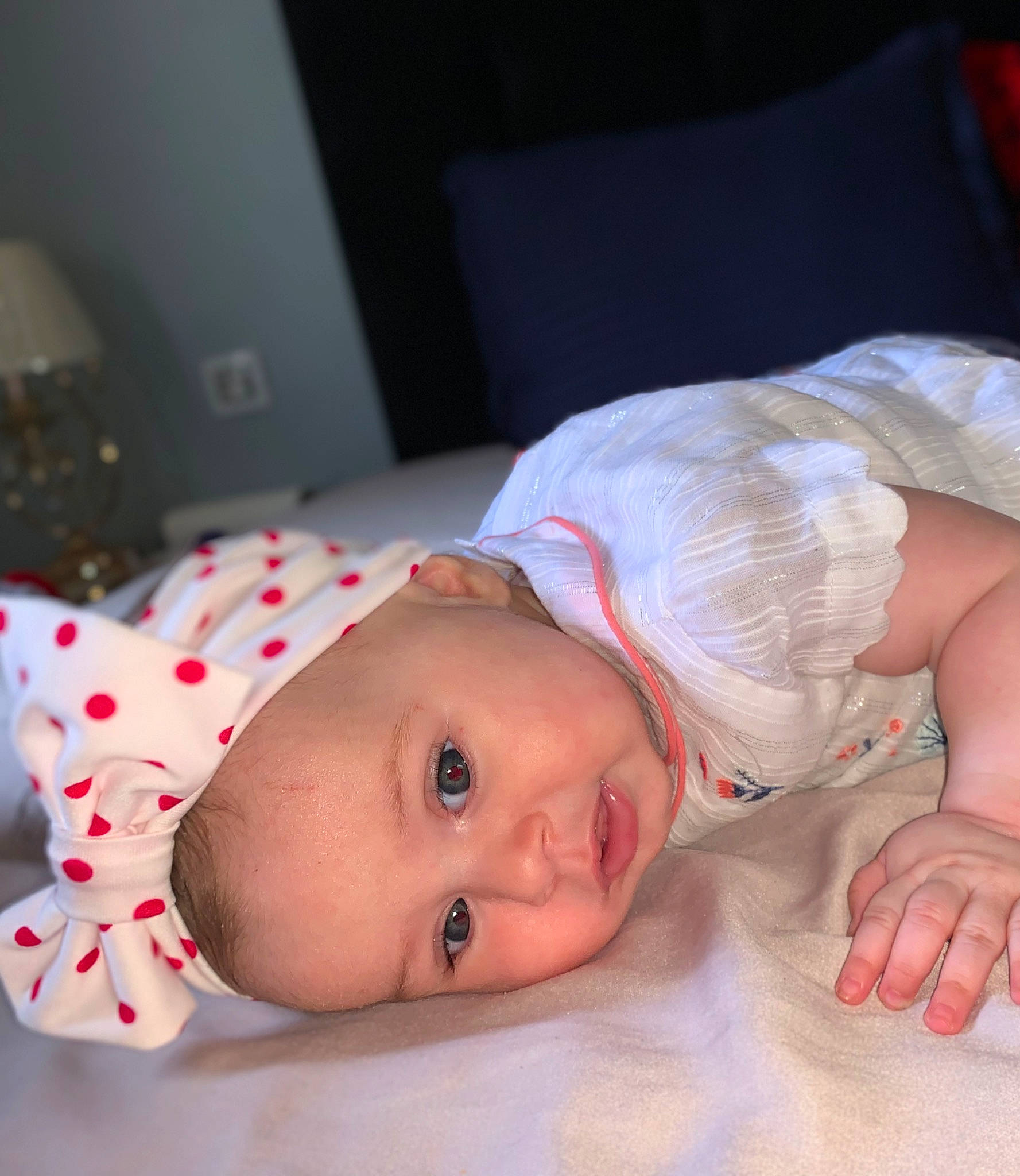 Maria a rejoint le concours — aidez-le/la à gagner de superbes lots ! baby, baby_products, baby_safety, baby_toddler_clothing, cheek, child, comfort, eye, face, hat, head, linens, lip, mouth, nose, pattern, person, room, skin, sleeve