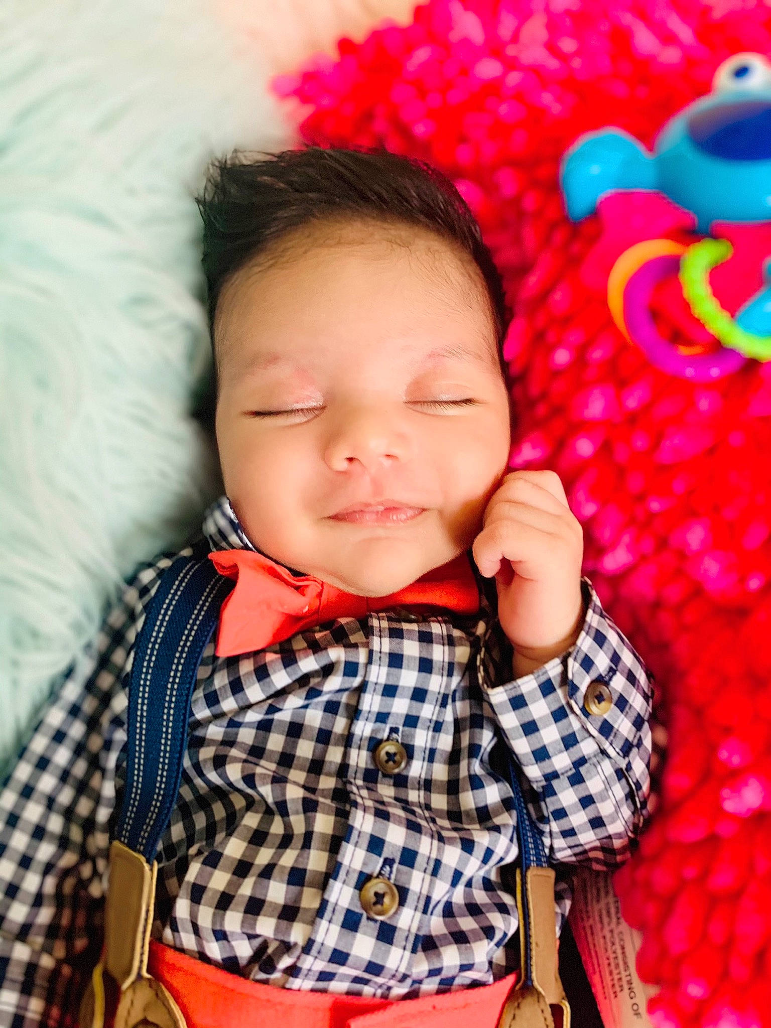 Ishaan is registered to the contest to win money with this photo: baby, baby_toddler_clothing, beauty, cheek, child, happy, pattern, person, pink, plaid, play, skin, smile, textile, toddler
