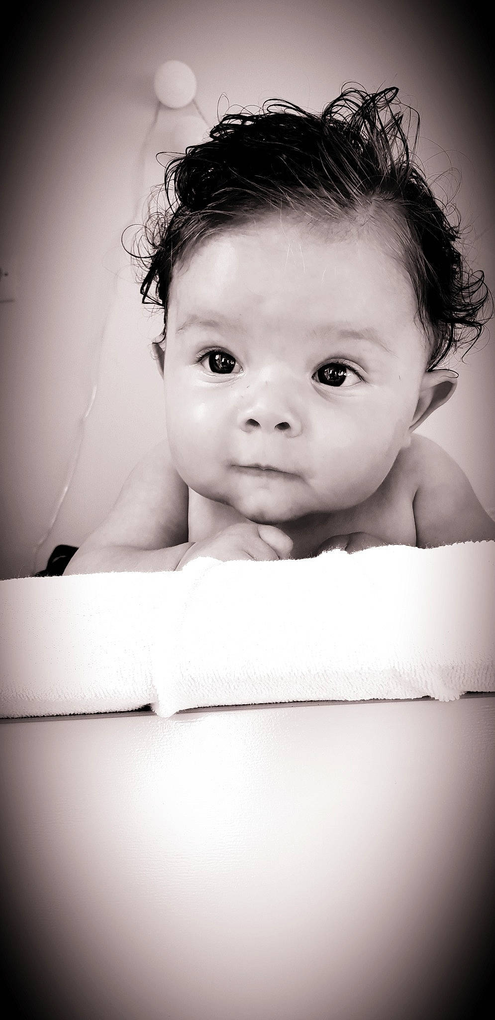 Emmy a rejoint le concours — aidez-le/la à gagner de superbes lots ! baby, beauty, black, black_and_white, cheek, child, chin, eye, eyebrow, face, head, lip, monochrome, nose, person, photograph, photography, portrait, skin, toddler