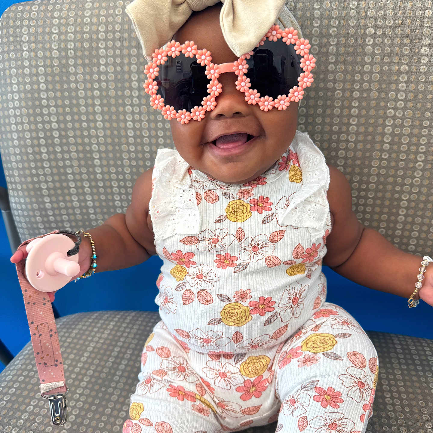 Walonii joined the competition — help win amazing prizes! accessory, baby, bow_headband, bracelet, chair, child, cute, cute_outfit, fashion, flower_pattern, happy, indoors, infant, pacifier, patterned_fabric, playful, portrait, seated, smiling, sunglasses
