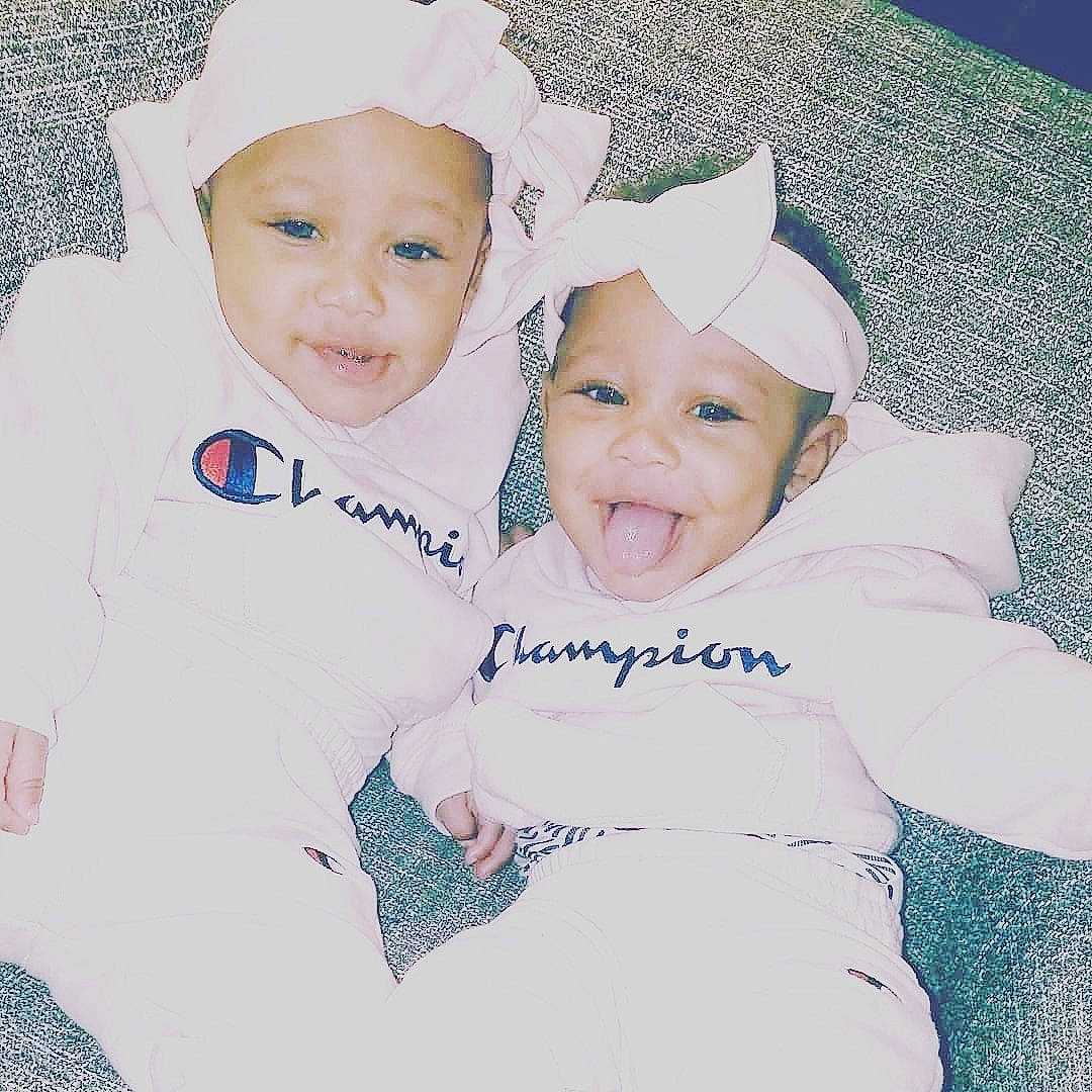 Savannah &amp; Bella