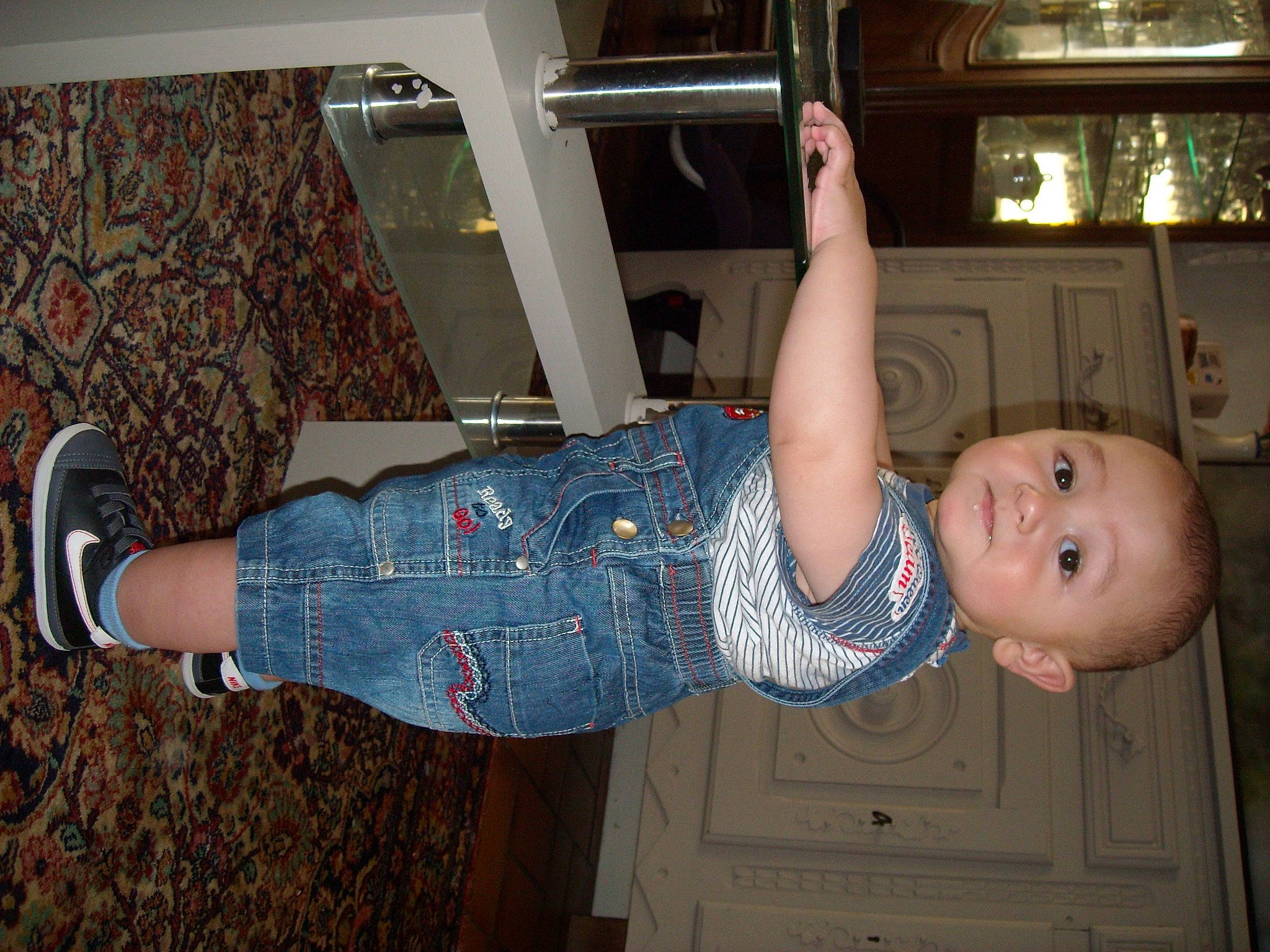 Rohan a rejoint le concours — aidez-le/la à gagner de superbes lots ! arm, denim, jeans, leg, person