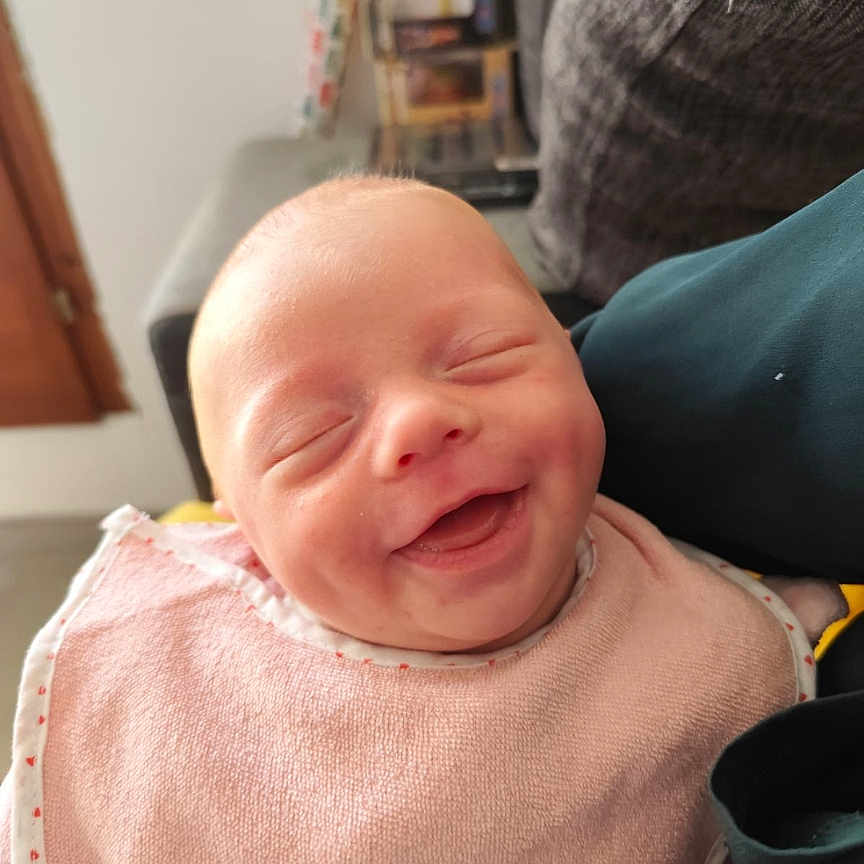 Anastasya a rejoint le concours — aidez-le/la à gagner de superbes lots ! architecture, baby, building, clothing, crying, cushion, face, glove, happy, hat, head, homedecor, hospital, newborn, person, photography, portrait, sad, sleeping, smile