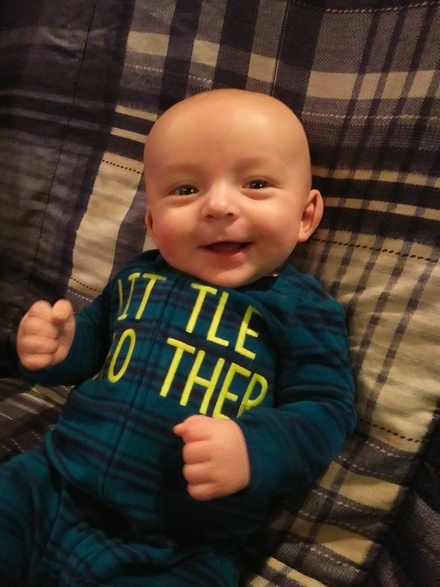 Brendyn is registered to the contest to win money with this photo: baby, cheek, child, cool, design, face, head, pattern, person, skin, sleeve, smile, toddler