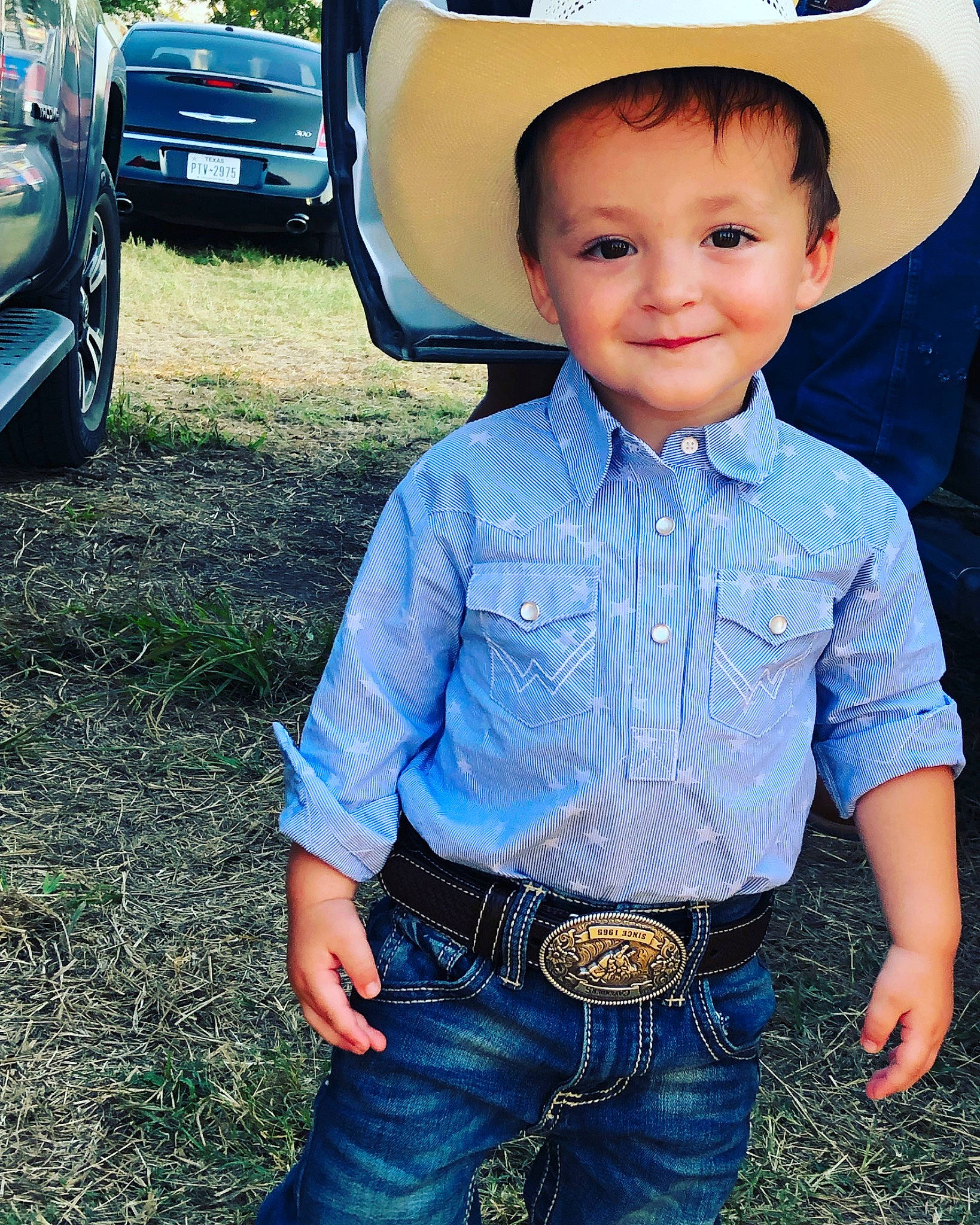 Kabel joined the competition — help win amazing prizes! automotive_lighting, automotive_tire, blue, car, clothing, cool, dress_shirt, eye, facial_expression, hat, head, headgear, jeans, joy, person, skin, sleeve, smile, tartan, tire