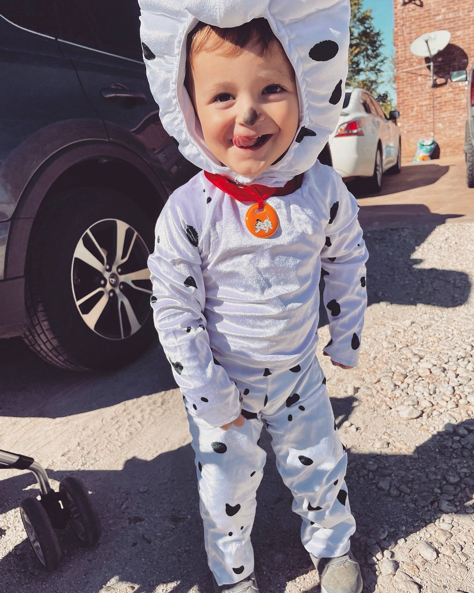 Kabel joined the competition — help win amazing prizes! automotive_tire, baby_toddler_clothing, car, cool, fender, happy, hat, joy, land_vehicle, person, photograph, shoe, sleeve, smile, sneakers, street_fashion, tire, toddler, vehicle, vehicle_door