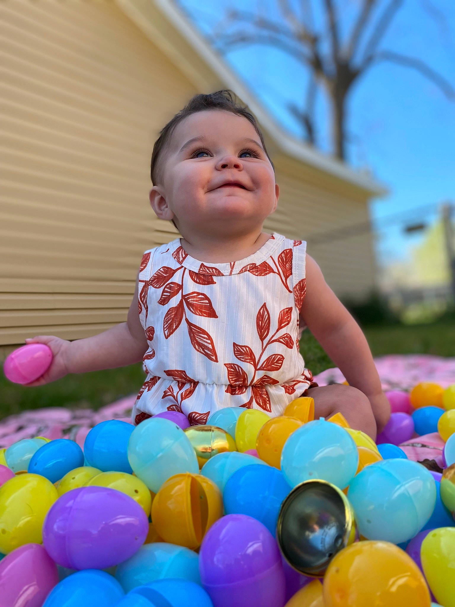 Gracelynn is registered to the contest to win money with this photo: baby_toddler_clothing, ball_pit, balloon, daytime, electric_blue, fun, grass, happy, joy, leisure, party_supply, people, person, product, recreation, sky, smile, snapshot, t_shirt, toddler