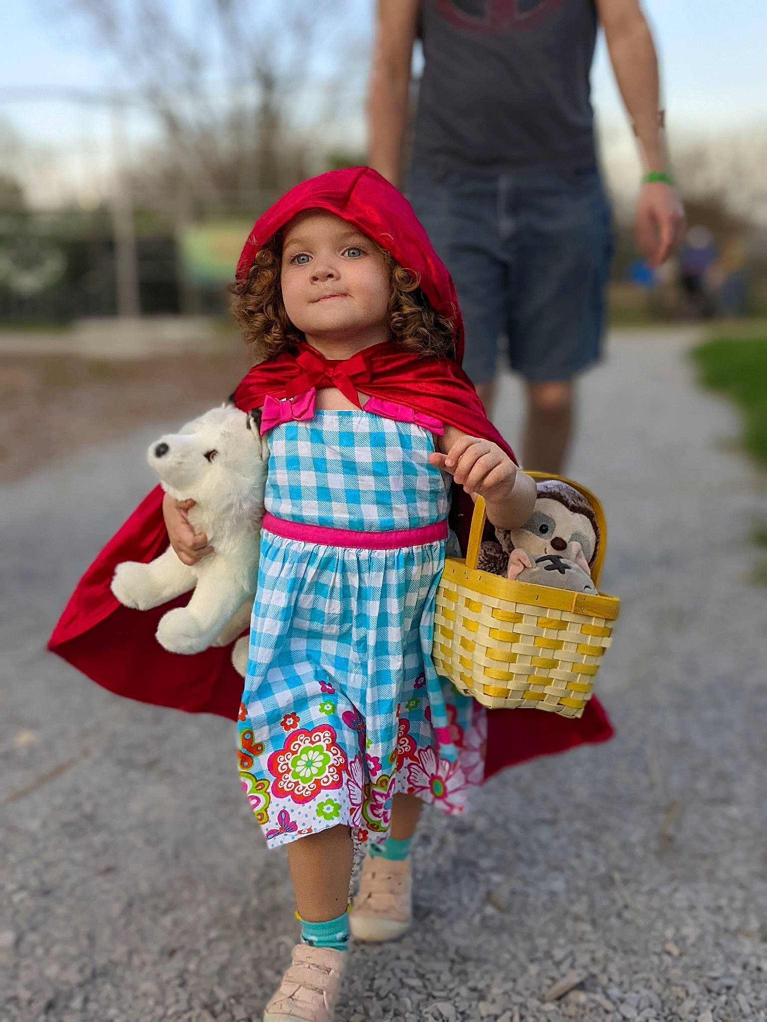 Ada is registered to the contest to win money with this photo: clothing, doll, dress, fawn, fun, grass, happy, headwear, outerwear, pattern, people, person, pink, plaid, shoe, sleeve, sneakers, street_fashion, tartan, textile