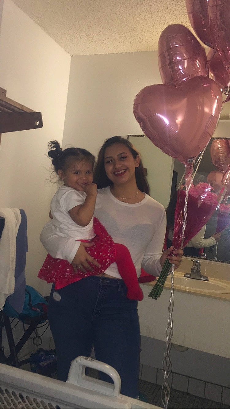 Alaina is registered to the contest to win money with this photo: balloon, child, event, fun, joy, party, party_supply, person, pink, shoulder, smile