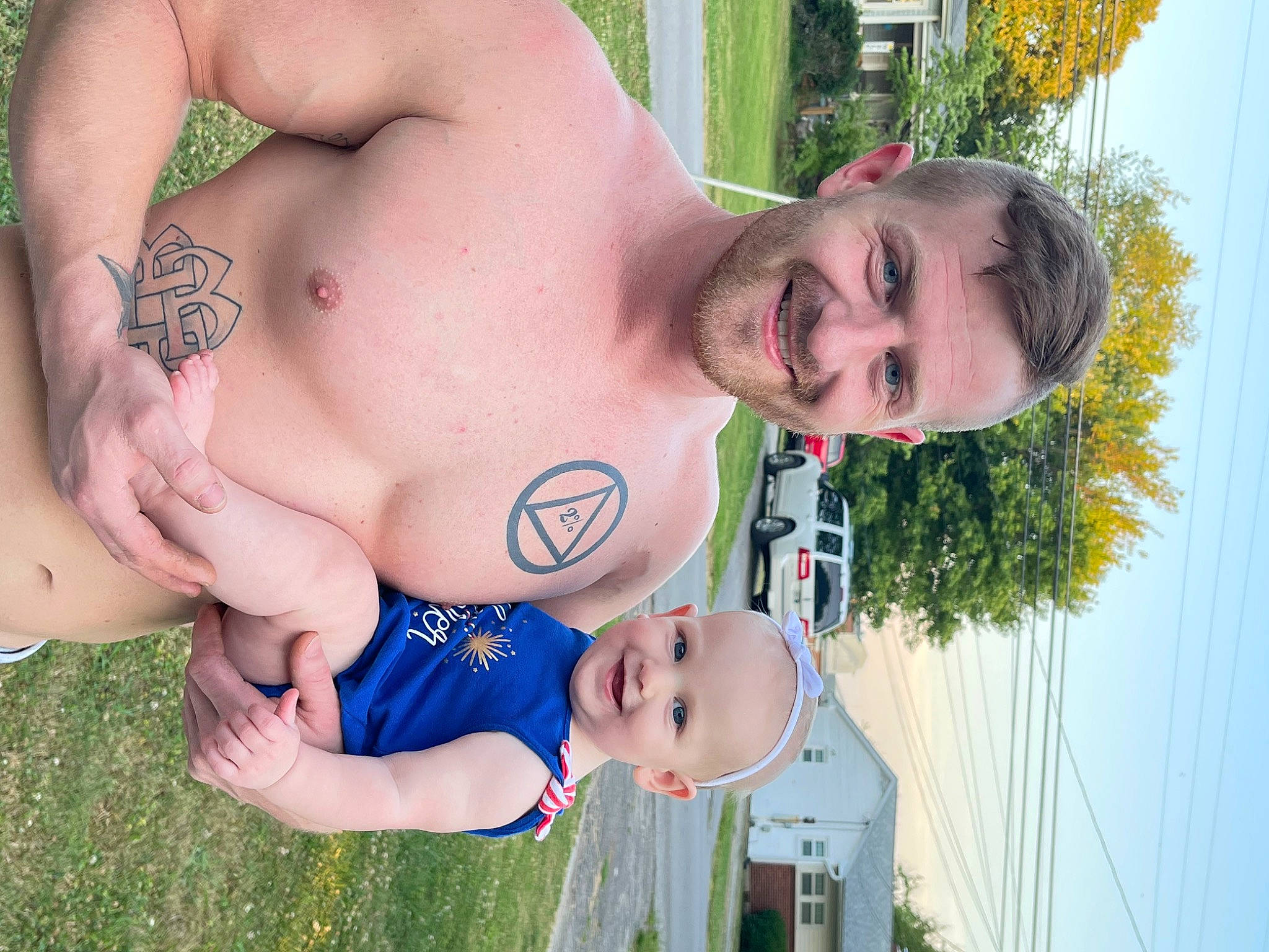 Amelia joined the competition — help win amazing prizes! arm, chest, cool, facial_expression, finger, fun, grass, green, happy, human, human_body, joy, leisure, muscle, organ, people_in_nature, person, photograph, plant, smile