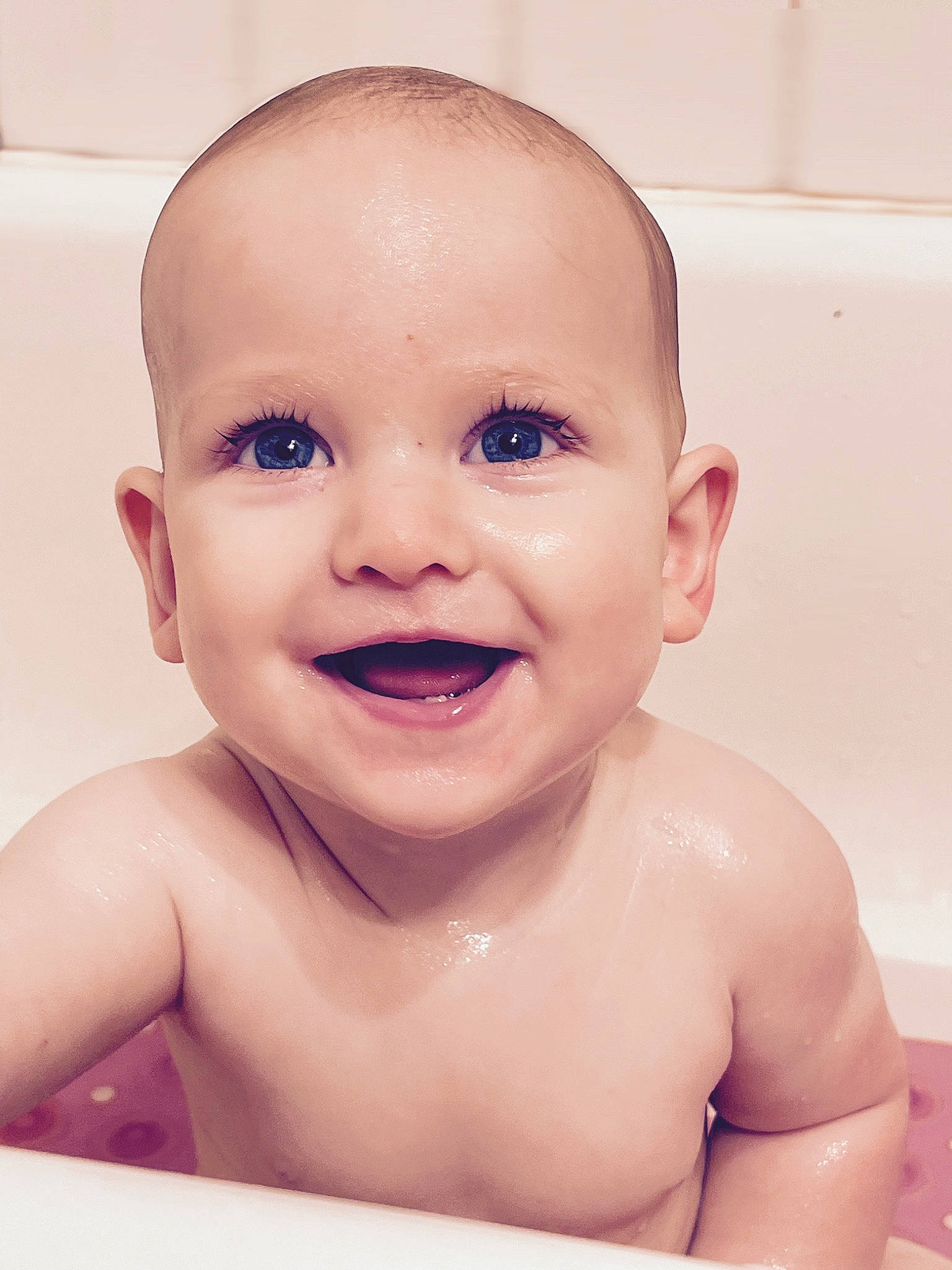 Amelia is registered to the contest to win money with this photo: baby, baby_bathing, bathing, cheek, ear, eyebrow, eyelash, fluid, forehead, happy, human_body, iris, jaw, joy, lip, mouth, neck, nose, person, skin