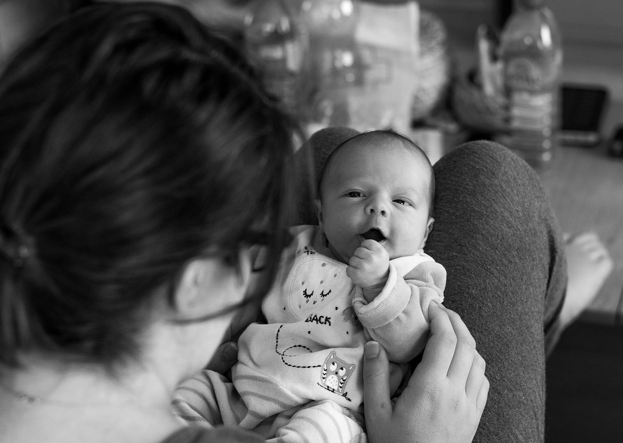 Billie a rejoint le concours — aidez-le/la à gagner de superbes lots ! baby, birth, black, black_and_white, cheek, child, eye, family, happy, human, monochrome, monochrome_photography, people, person, photograph, photography, smile, snapshot, style, toddler