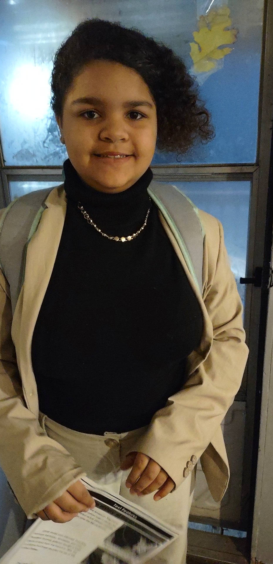 Jazzlyn is registered to the contest to win money with this photo: abdomen, belt, blazer, body_jewelry, chest, collar, elbow, fashion_accessory, fashion_design, formal_wear, jewellery, joy, neck, necklace, person, shoulder, sleeve, smile, t_shirt, trunk