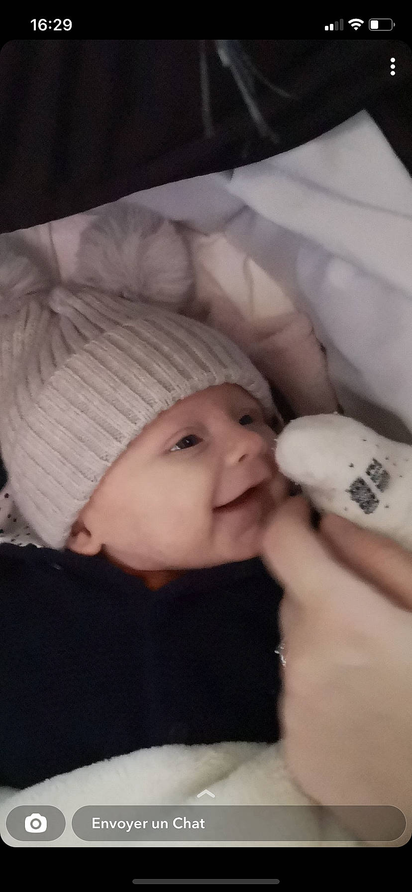 Jahnaë a rejoint le concours — aidez-le/la à gagner de superbes lots ! baby, cap, cheek, chest, child, comfort, eyebrow, eyelash, gesture, happy, hat, headgear, headwear, knit_cap, lip, monochrome_photography, nail, nose, person, skin