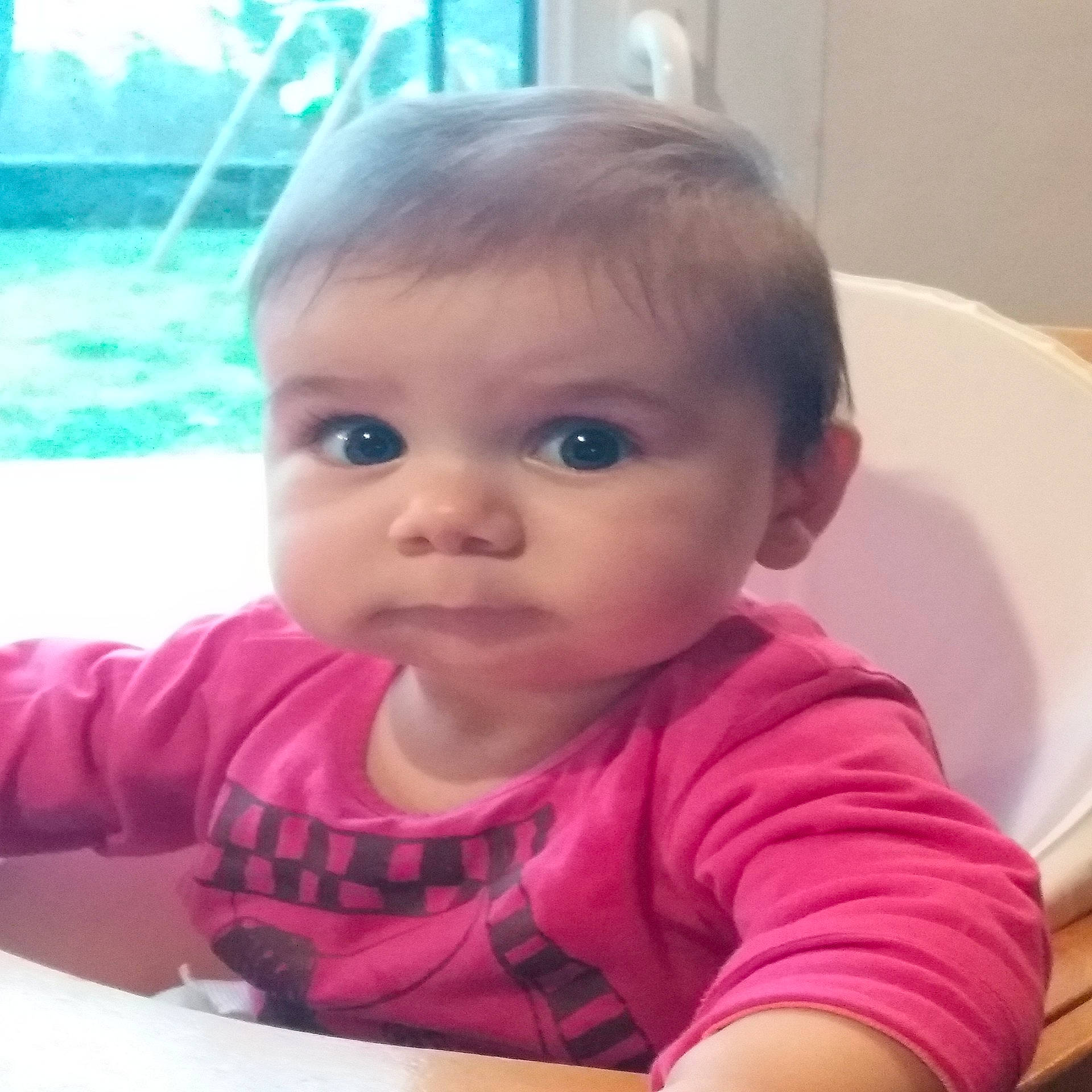 Sarah participe au concours pour gagner de l'argent avec cette photo :