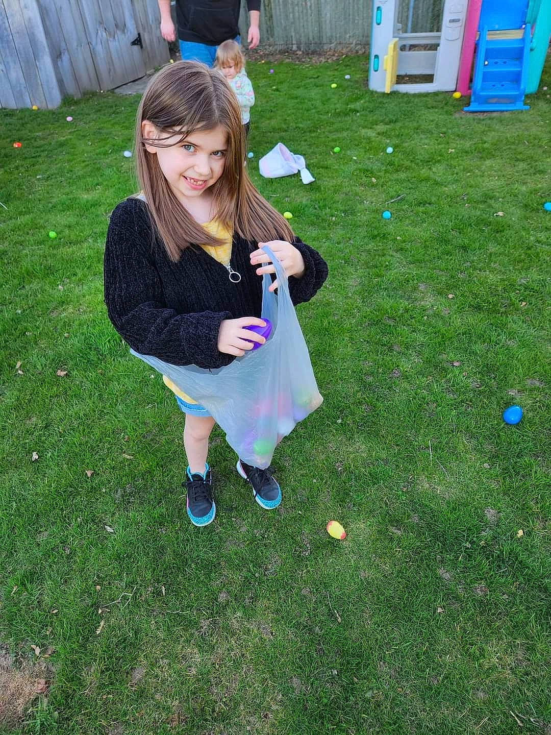 Zoey is registered to the contest to win money with this photo: child, competition_event, event, fun, games, garden, grass, grass_family, grassland, happy, joy, lawn, leisure, meadow, people_in_nature, person, play, recreation, sandal, smile