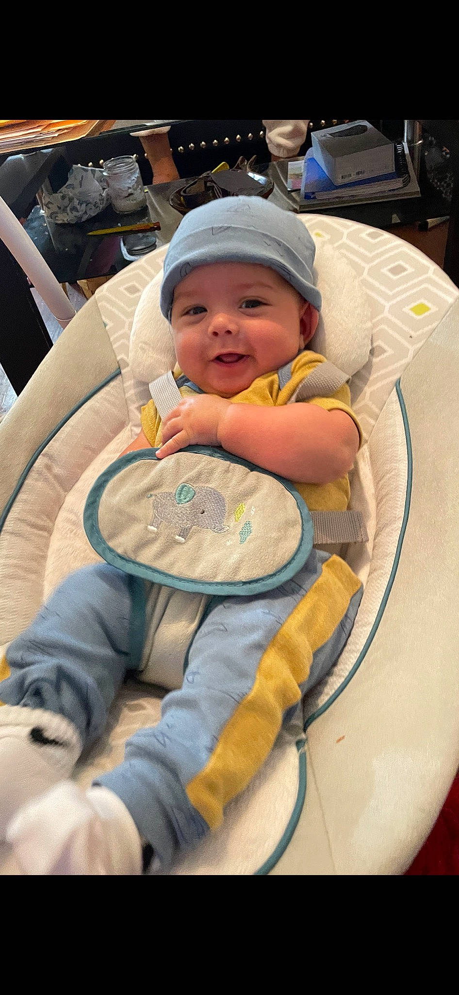 Armani is registered to the contest to win money with this photo: baby, baby_products, baby_safety, baby_toddler_clothing, baseball_cap, cap, car_seat, chair, child, comfort, event, fun, happy, hat, headwear, leisure, person, recreation, sitting, skin