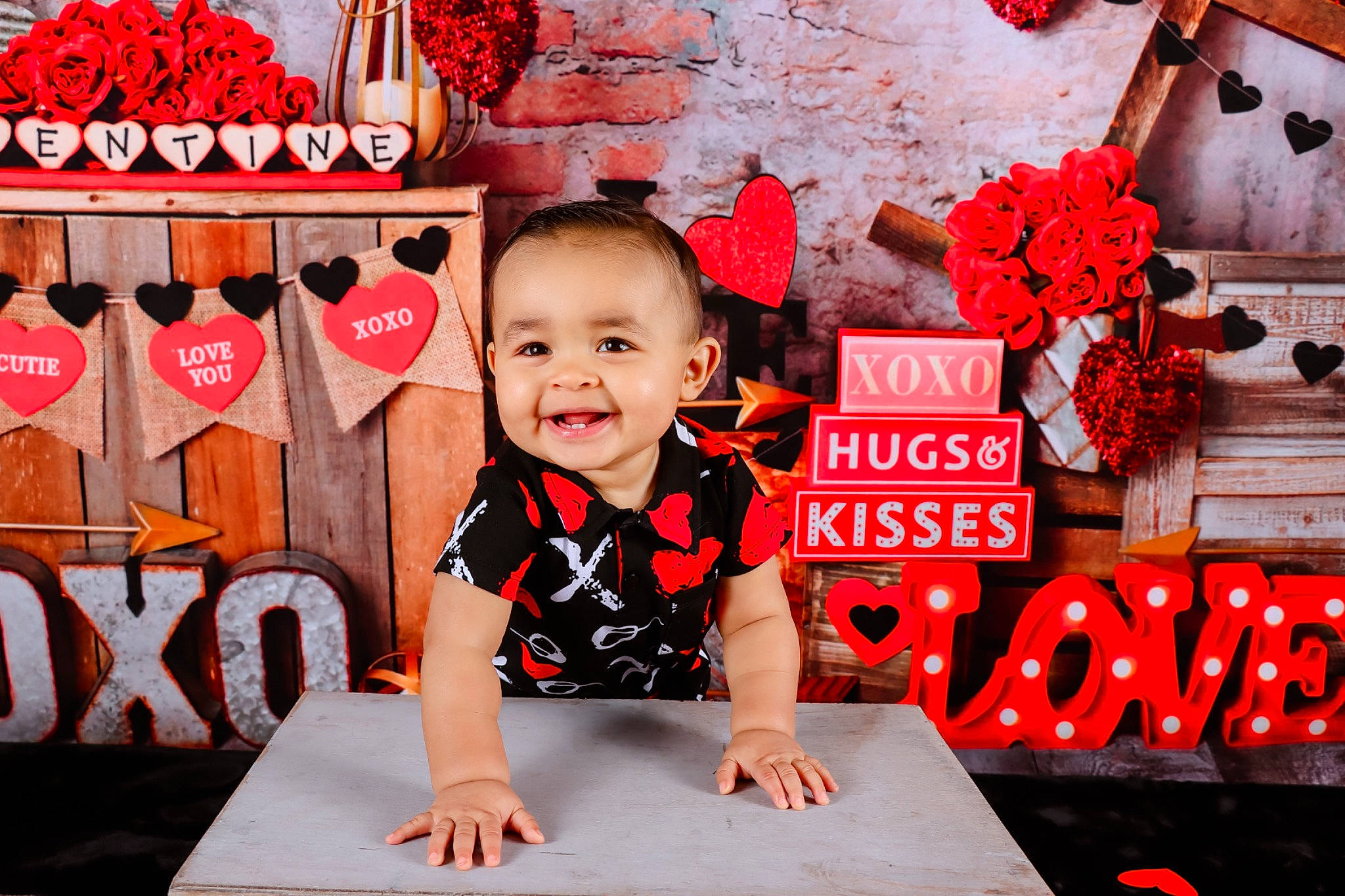 David joined the competition — help win amazing prizes! baby, baby_toddler_clothing, beauty, child, design, event, font, happy, joy, orange, peach, people, person, photo_caption, photograph, pink, red, sleeve, smile, snapshot